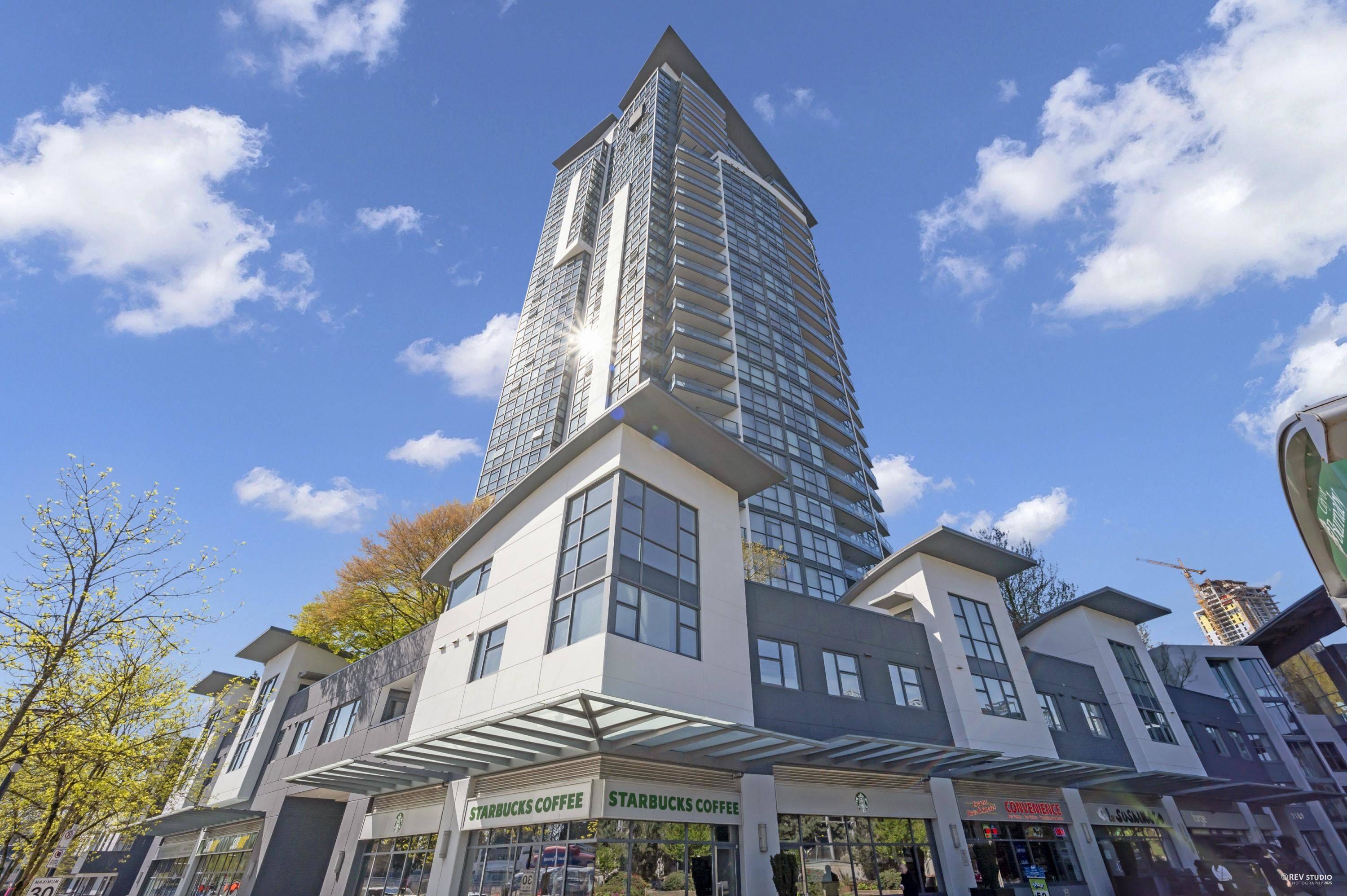 Burnaby, BC V5B 2Z8,2225 Holdom AVE #301