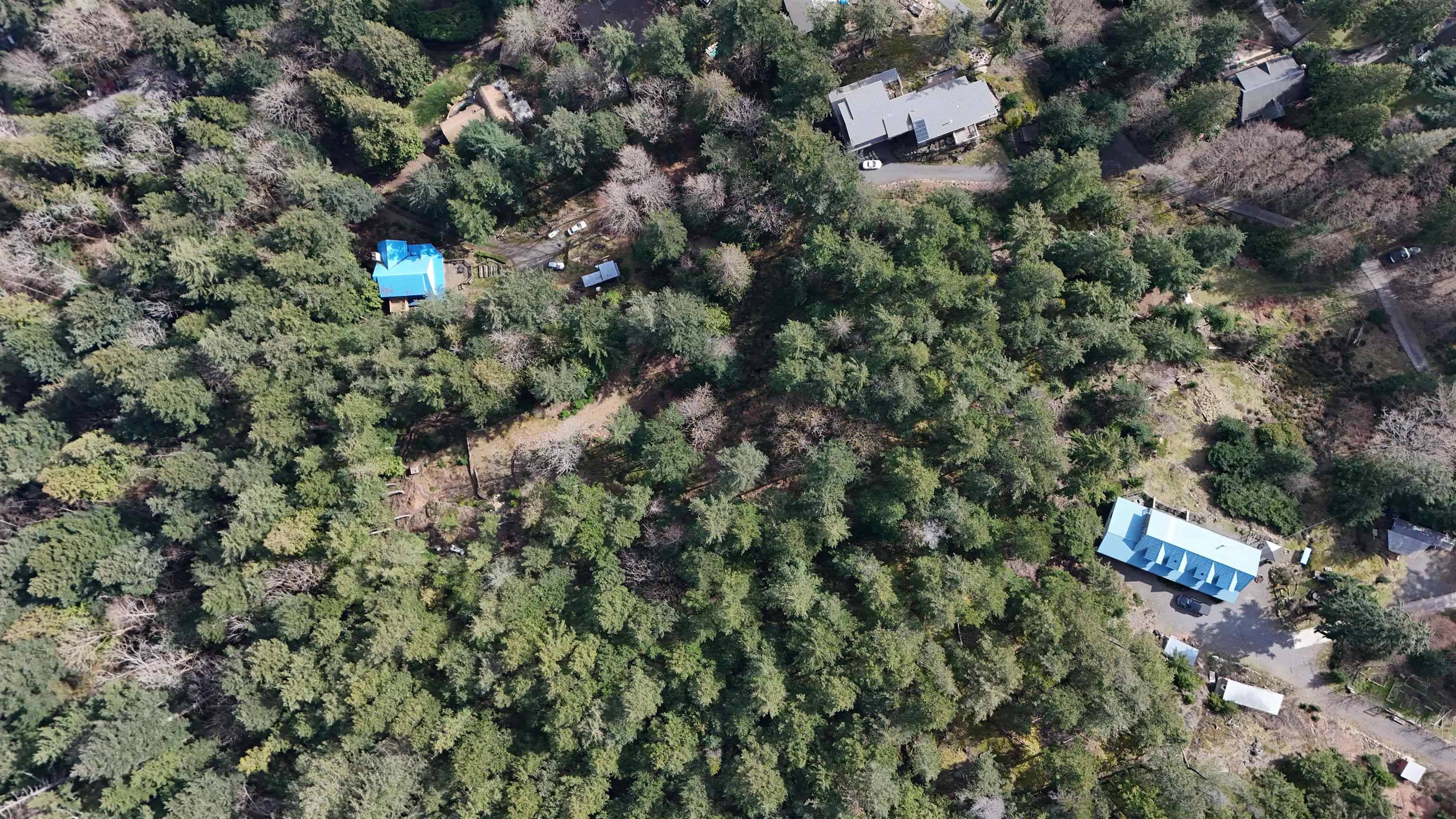 Bowen Island, BC V0N 1G1,1588 Eagle Cliff RD