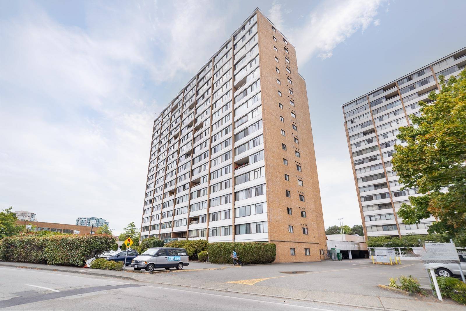 Richmond, BC V6Y 1Z2,6651 Minoru BLVD #1010