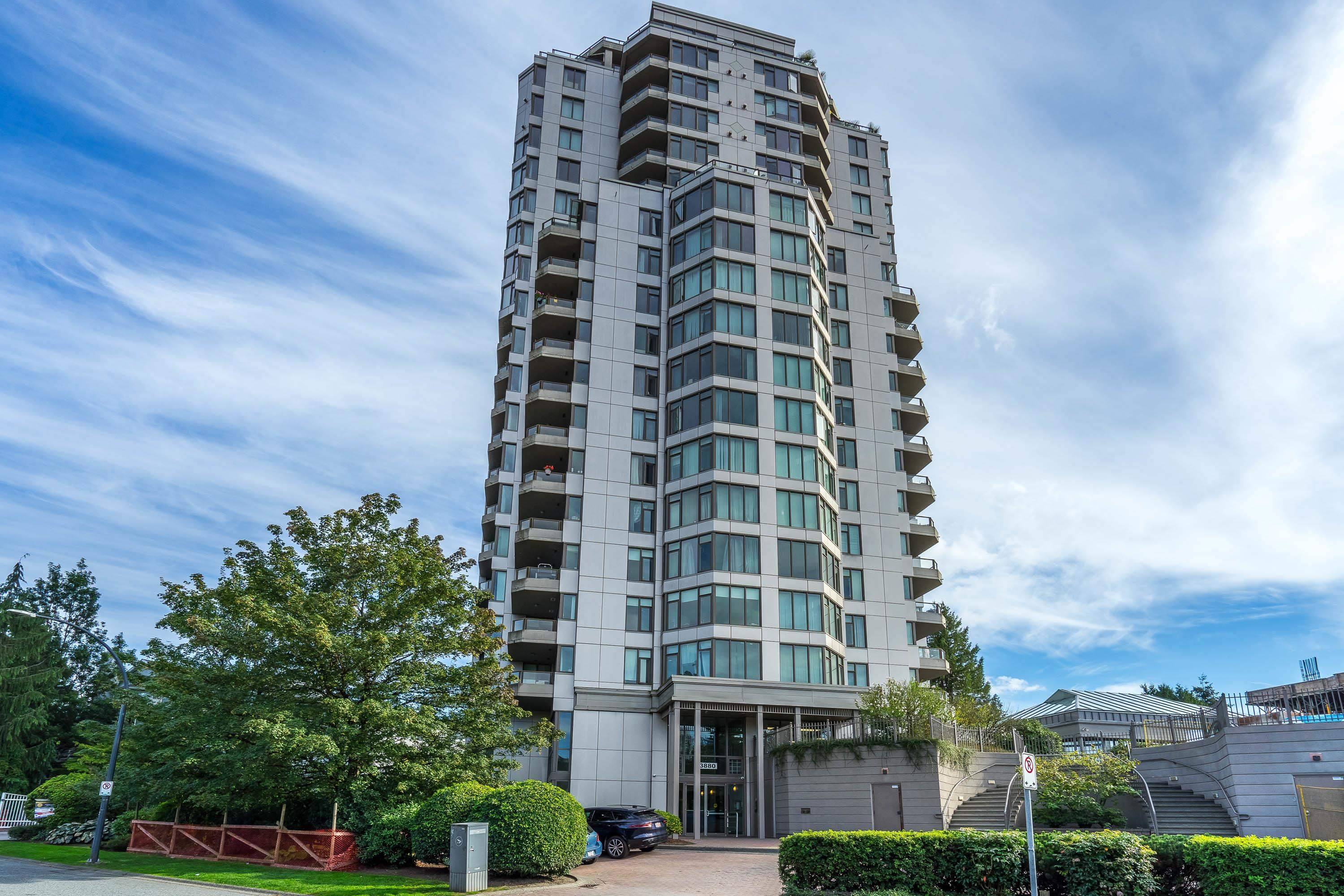 Surrey, BC V3T 5T1,13880 101 AVE #2101