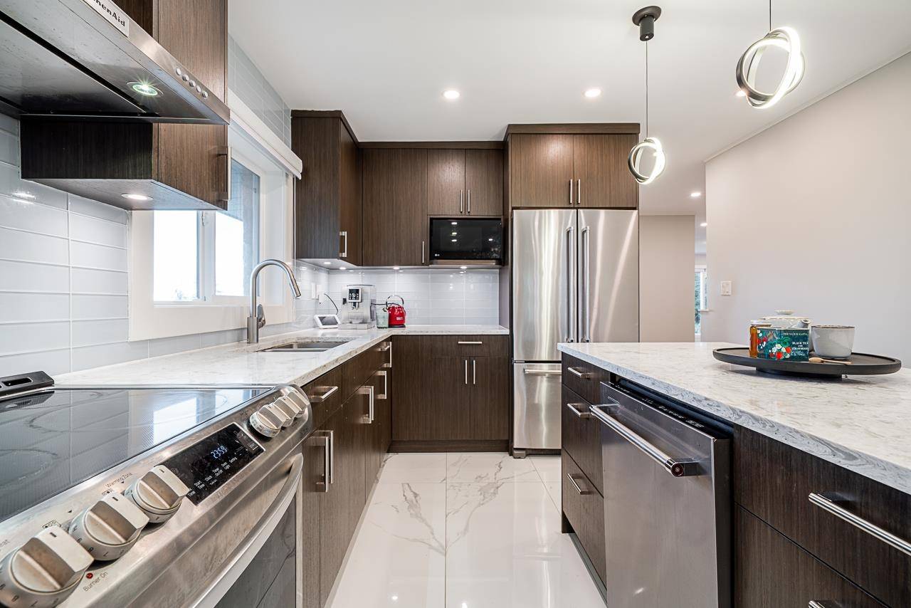 North Vancouver, BC V7R 3L1,4379 Ranger AVE