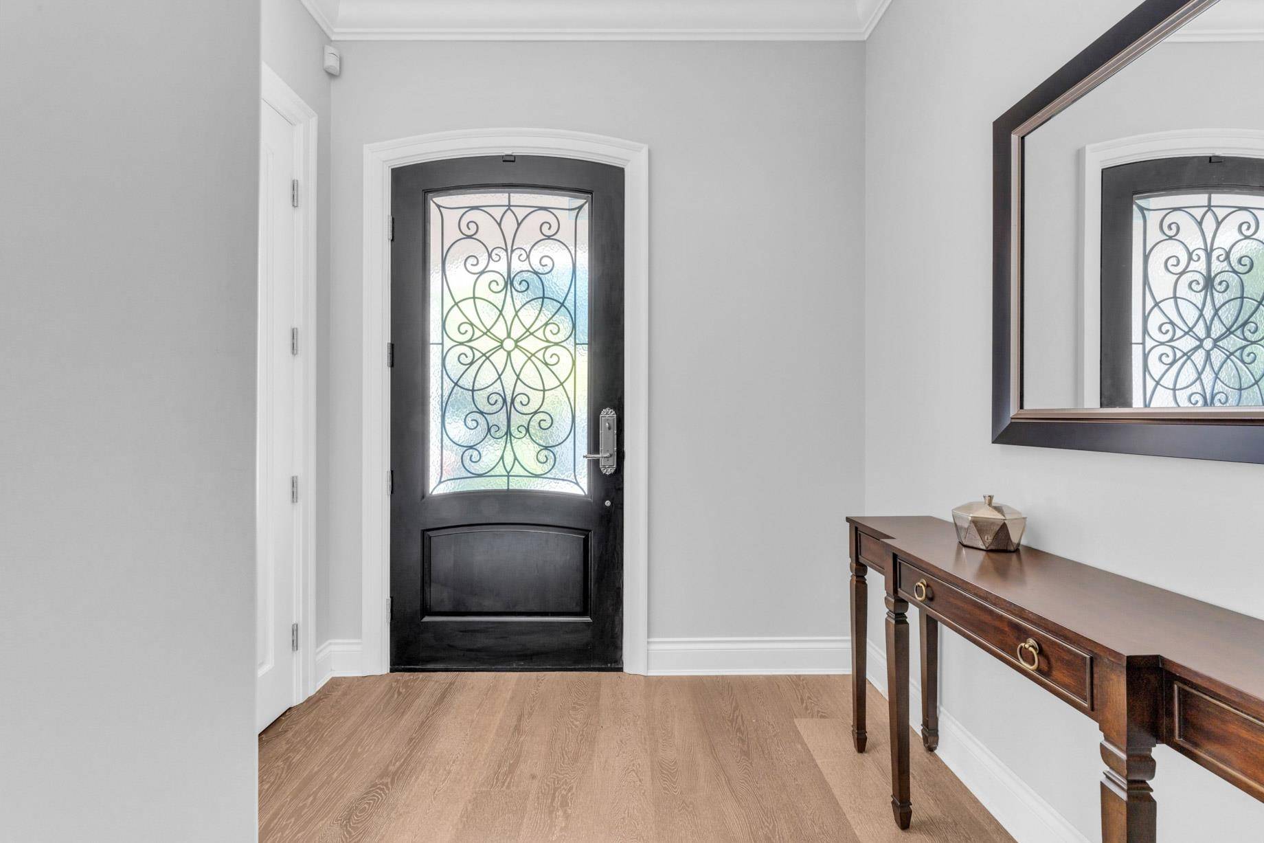 West Vancouver, BC V7V 1H6,4348 Erwin DR