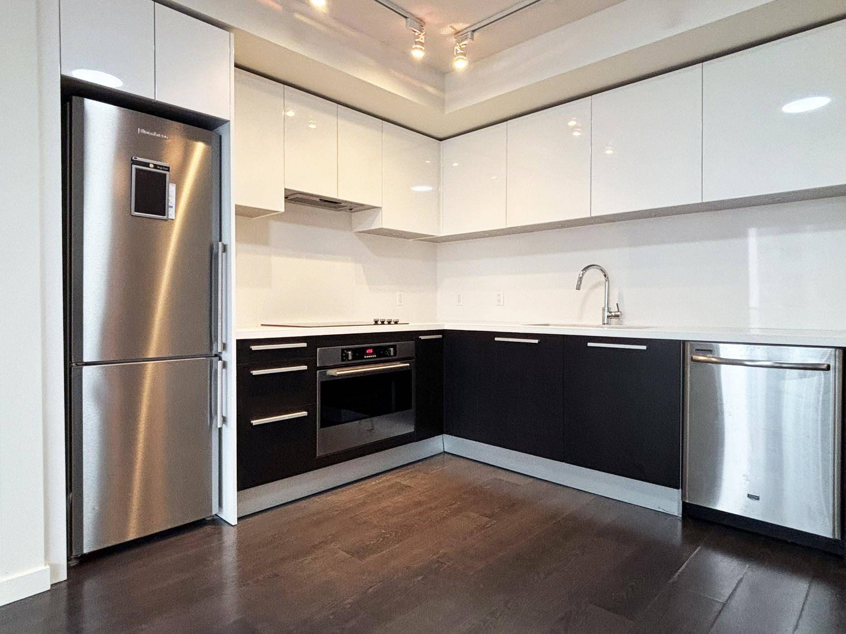 Burnaby, BC V5H 0C3,6333 Silver AVE #2803