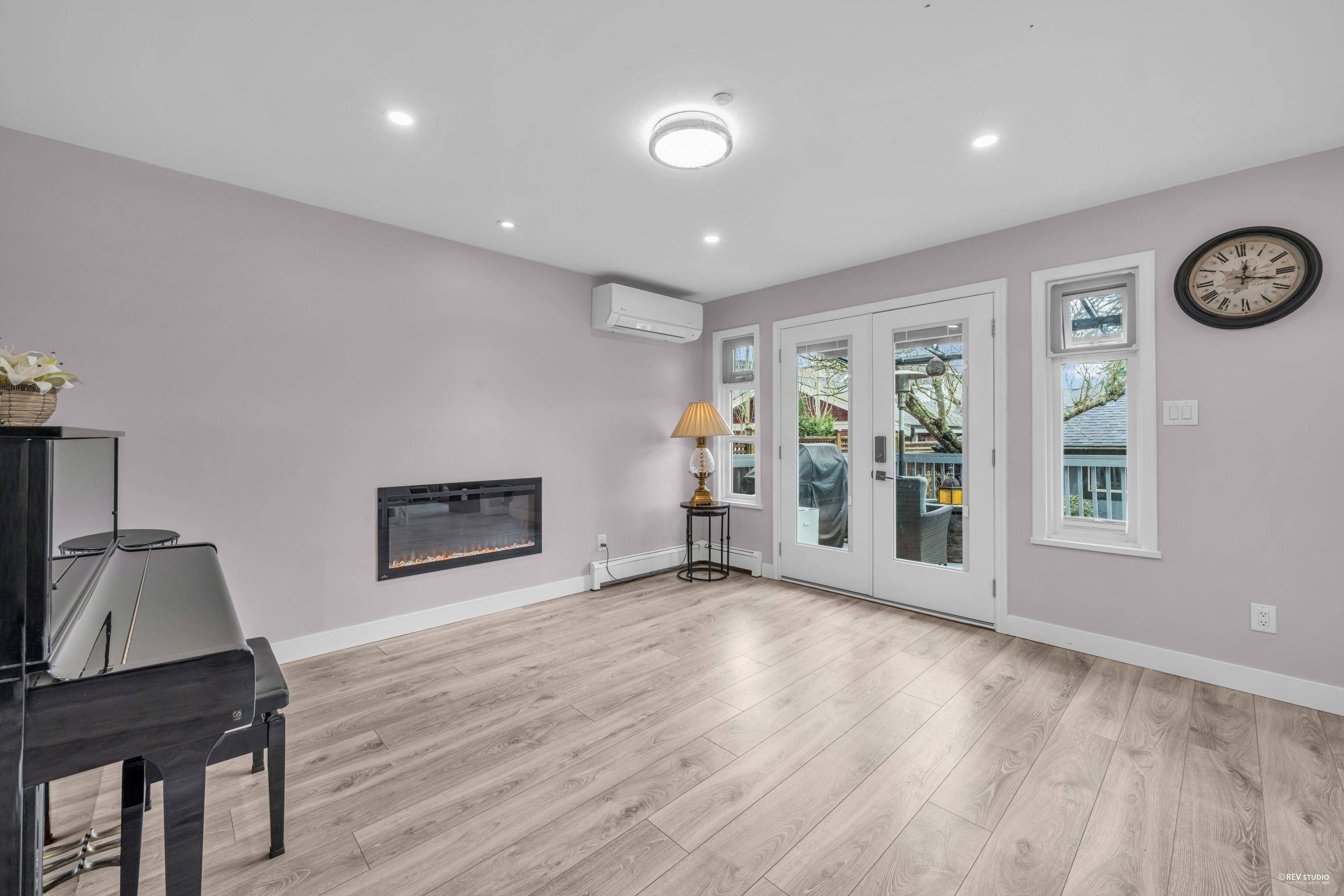 Vancouver, BC V6S 1L2,3968 W 23rd AVE