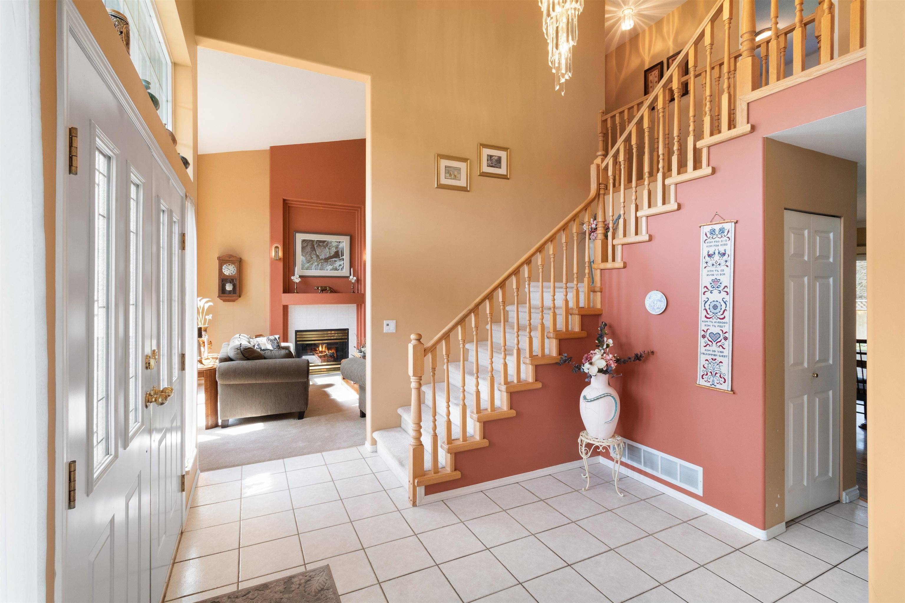 Port Coquitlam, BC V3B 7T6,939 Riverside DR