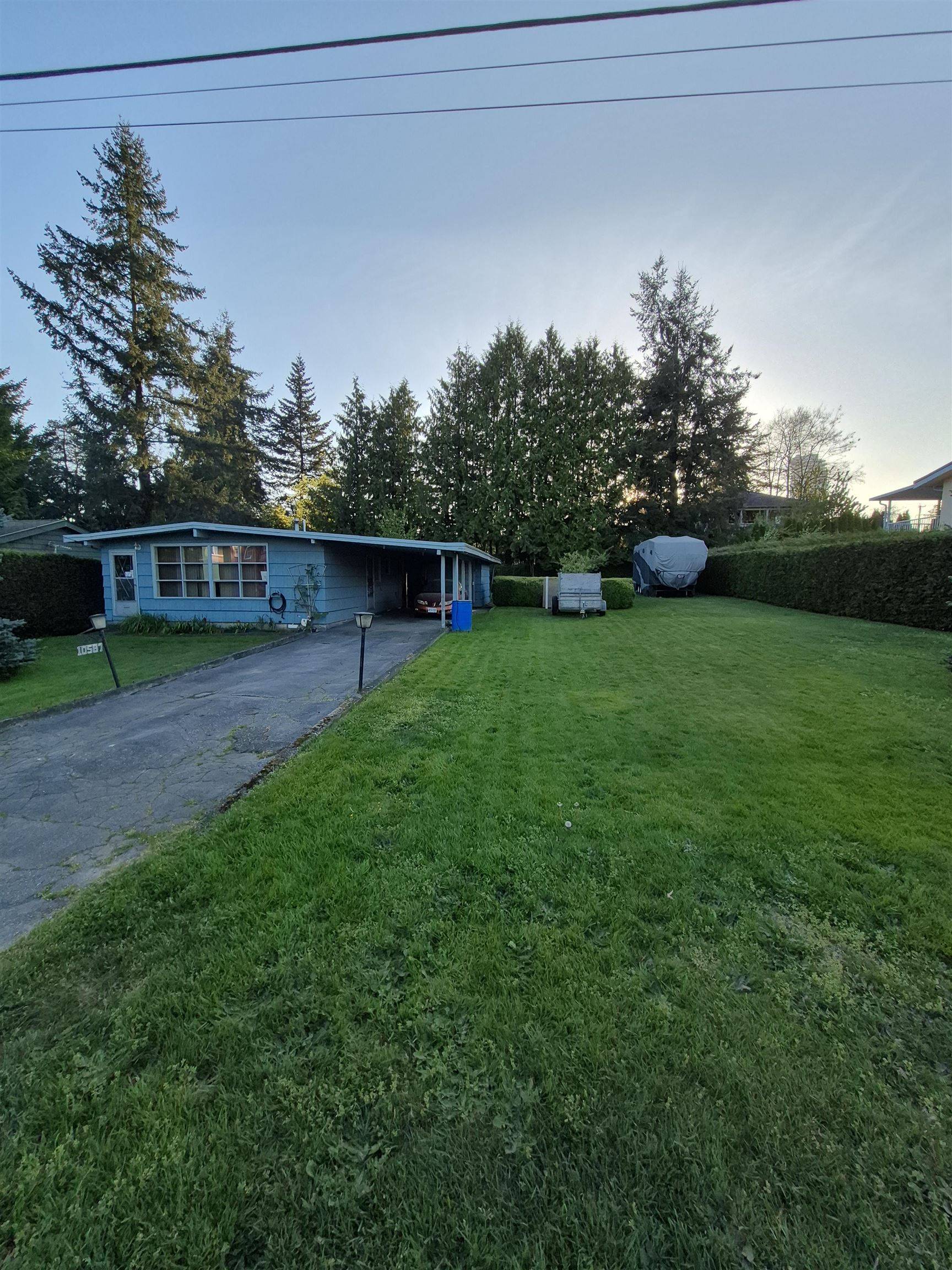 Surrey, BC V3T 4L2,10587 138a ST