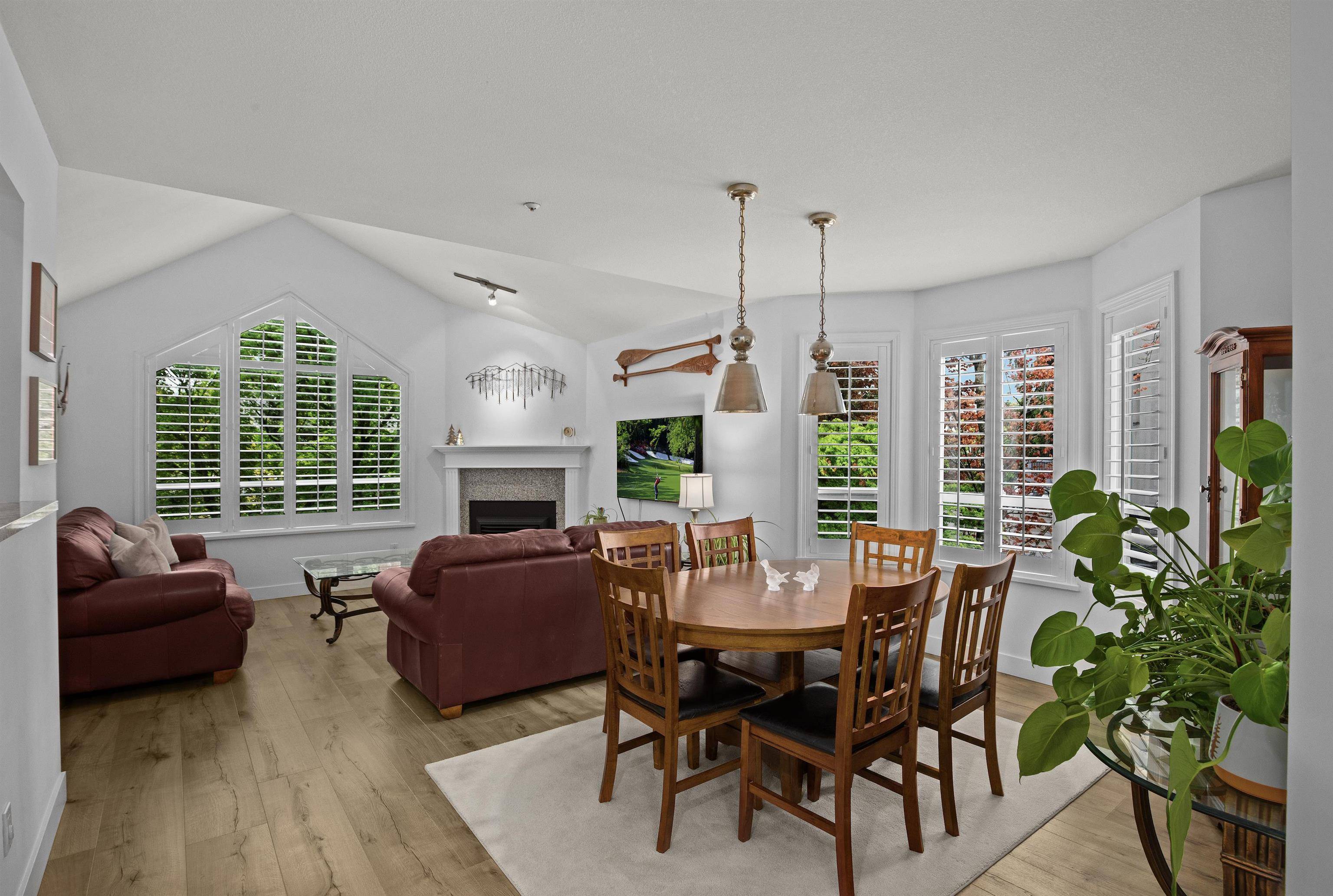 North Vancouver, BC V7K 1C3,1133 E 29th ST #303