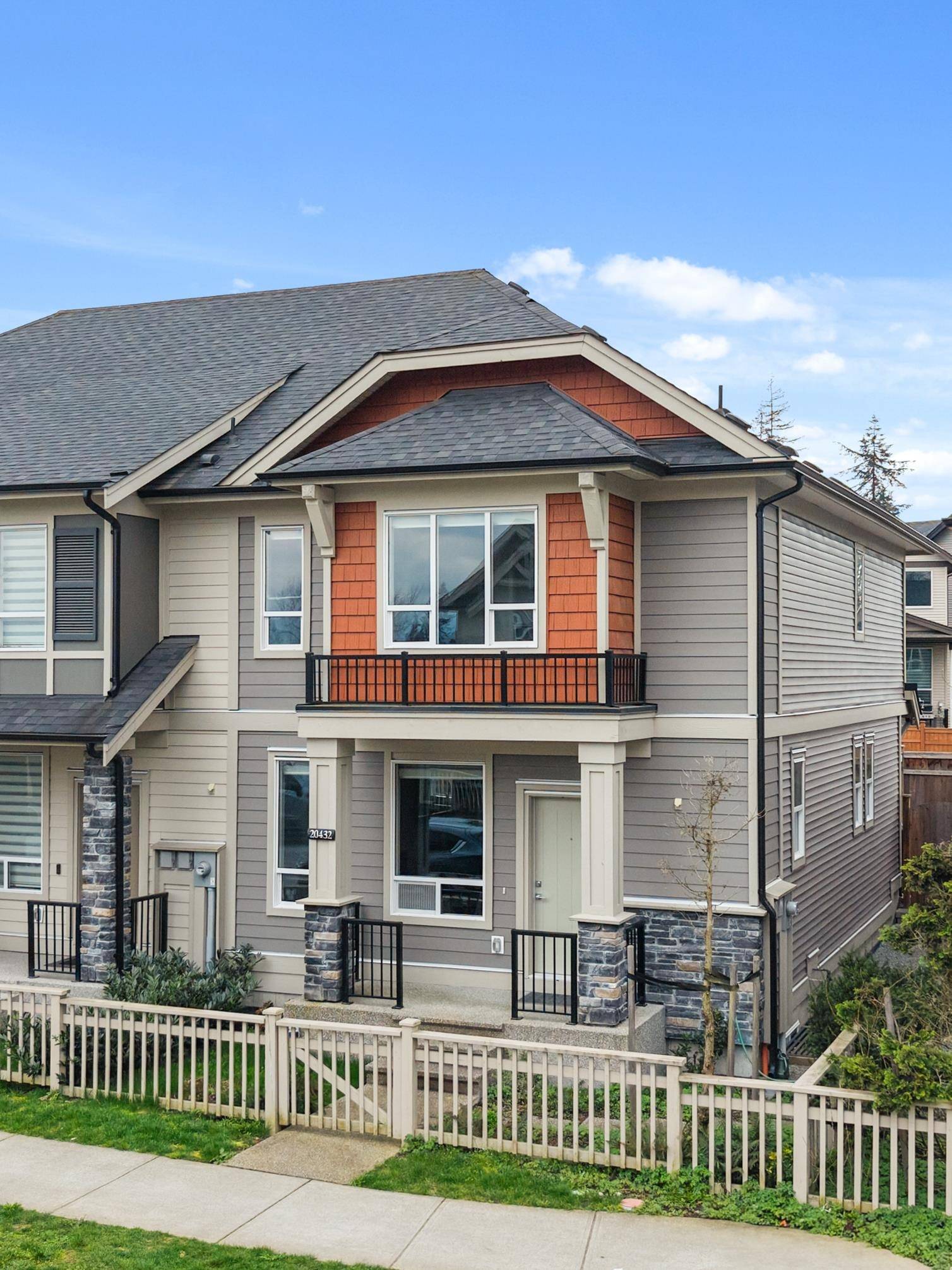 Langley, BC V2Y 4K3,20432 78 AVE