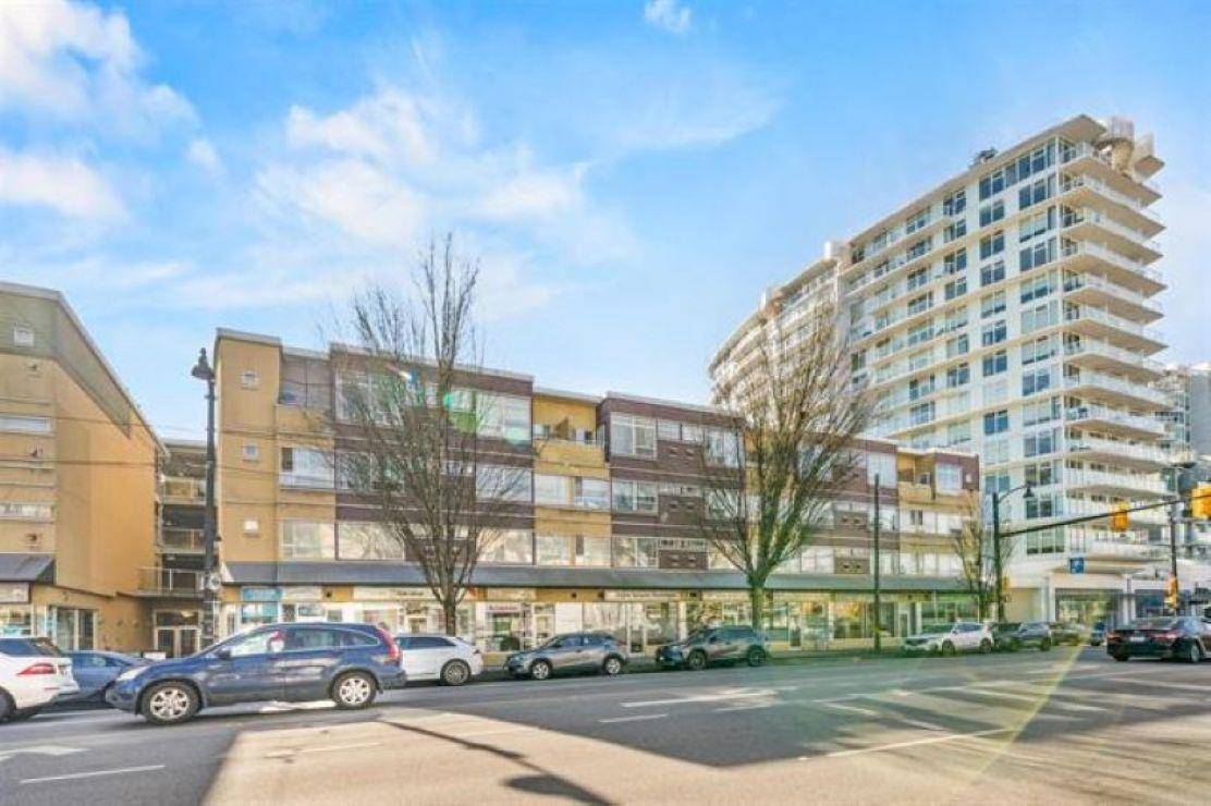 Vancouver, BC V5N 2T7,2238 Kingsway #423
