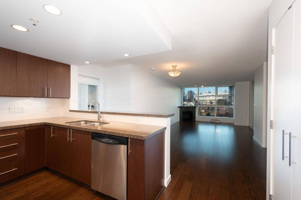 Vancouver, BC V6A 0A1,125 Milross AVE #506