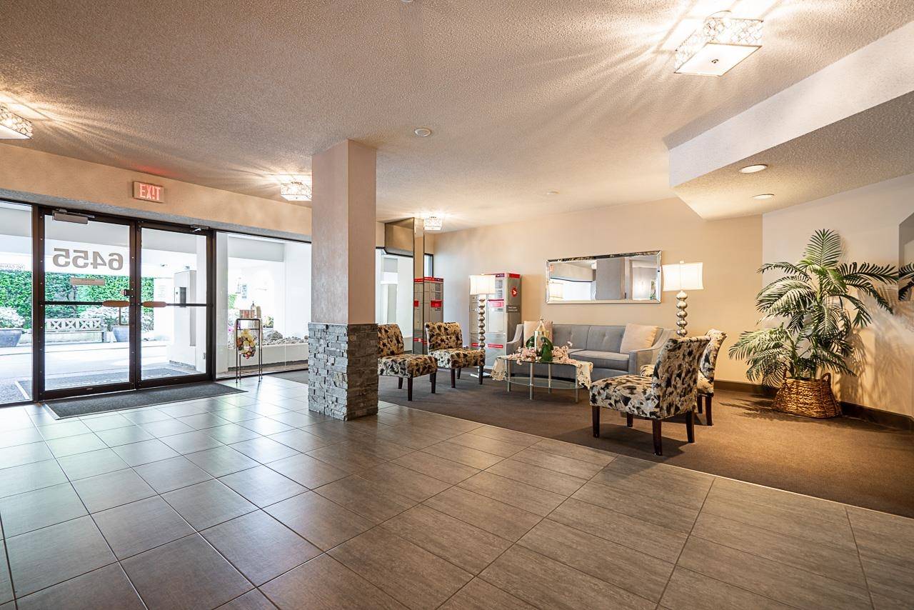 Burnaby, BC V5H 4E4,6455 Willingdon AVE #208