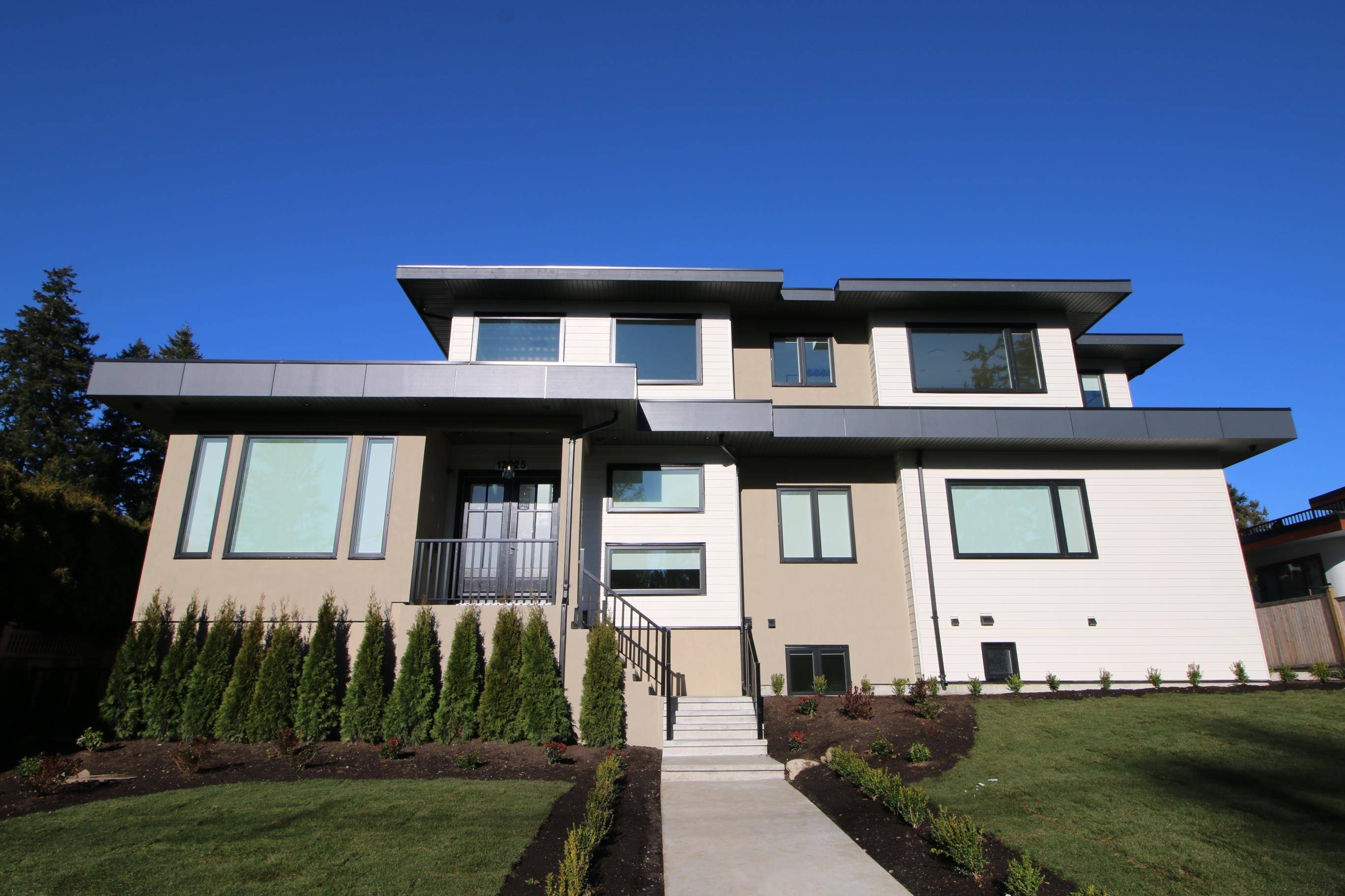 Surrey, BC V4A 9K9,13525 16th AVE