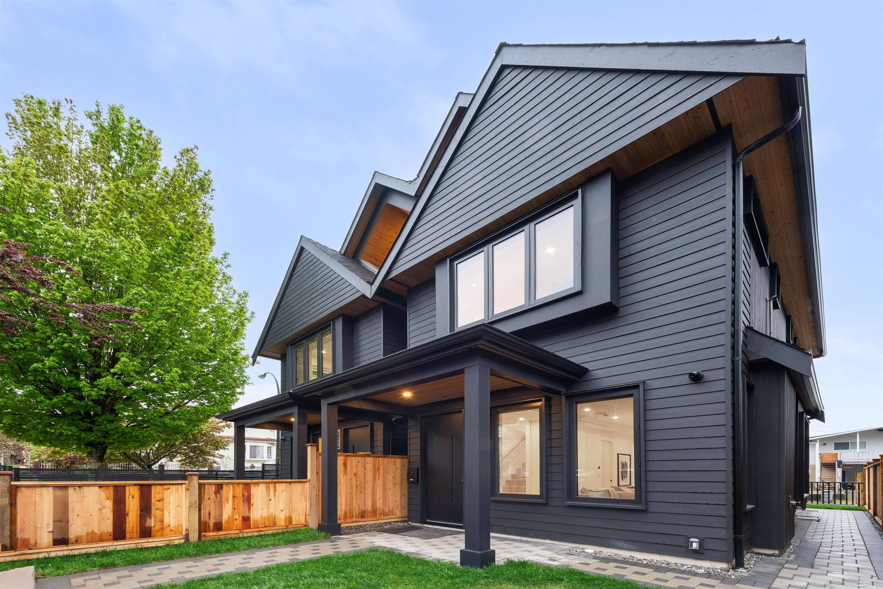 Vancouver, BC V5R 3T3,4895 Moss ST #1