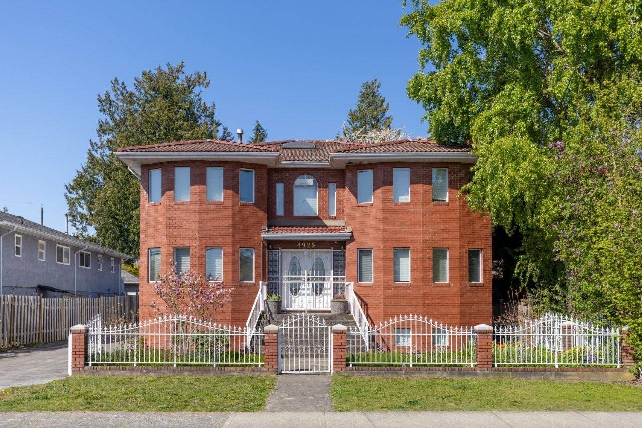 Burnaby, BC V5J 1T6,4925 Sidley ST