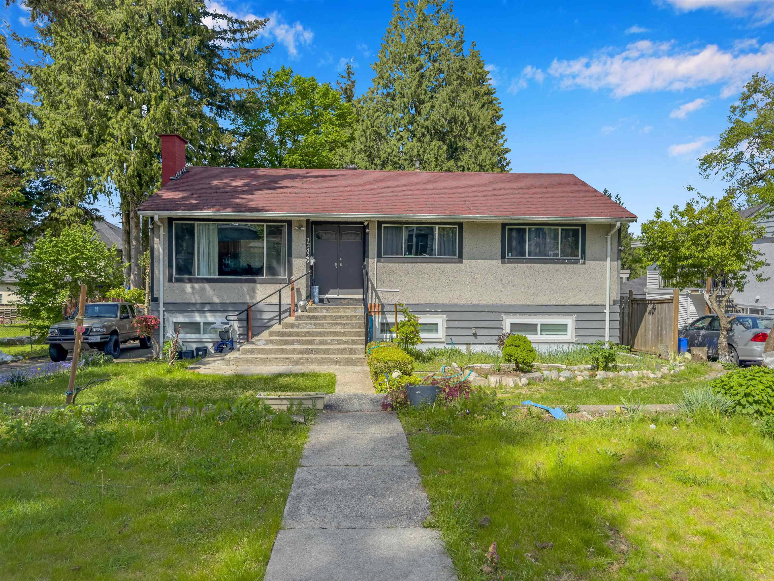 Surrey, BC V3V 2P1,12429 99 AVE