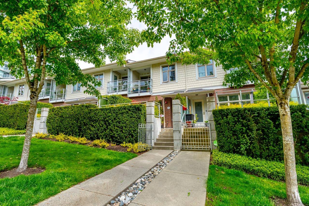 New Westminster, BC V3L 0H2,271 Francis WAY #TH11