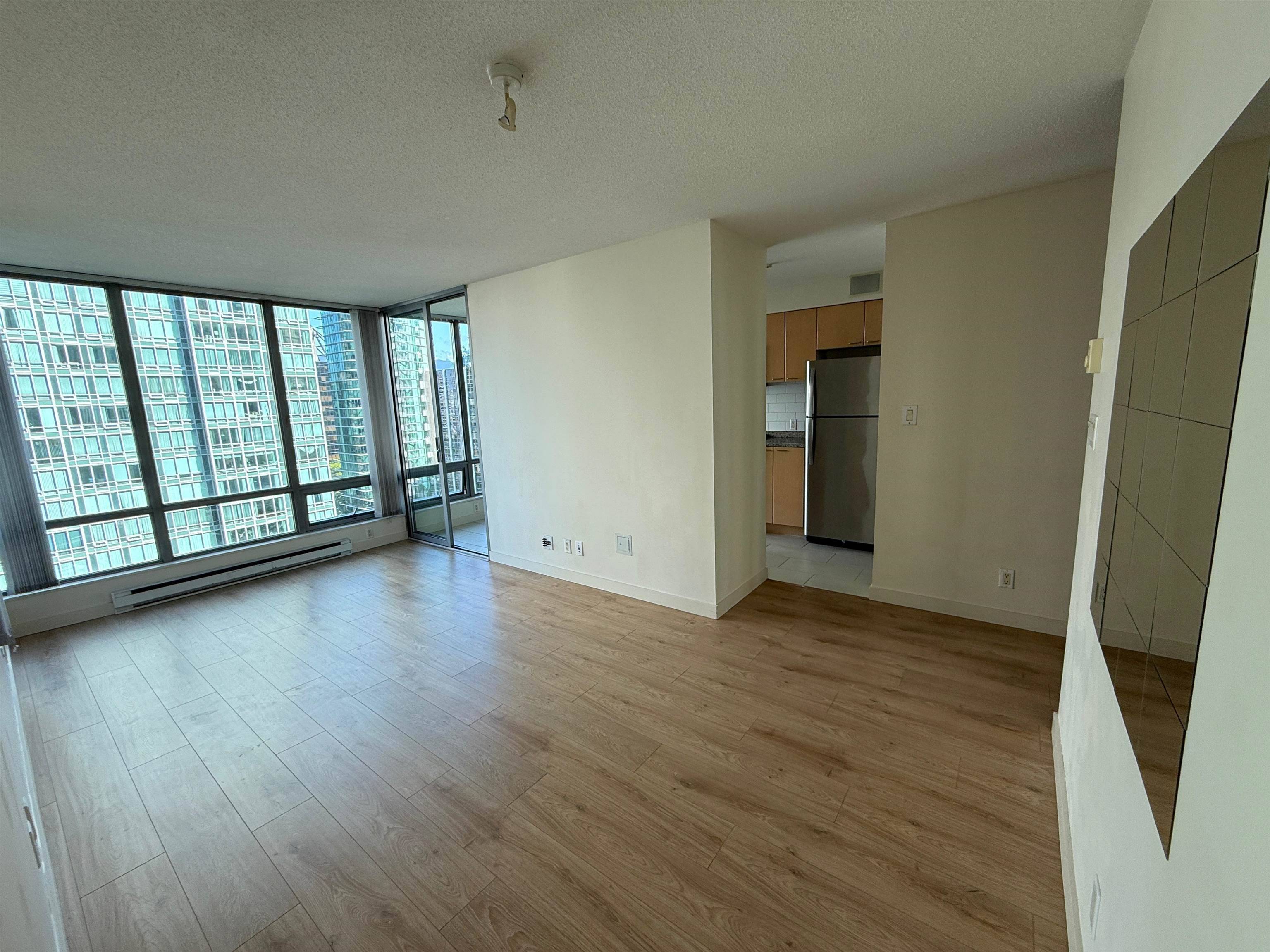 Vancouver, BC V6E 4R2,1200 W Georgia ST #1108