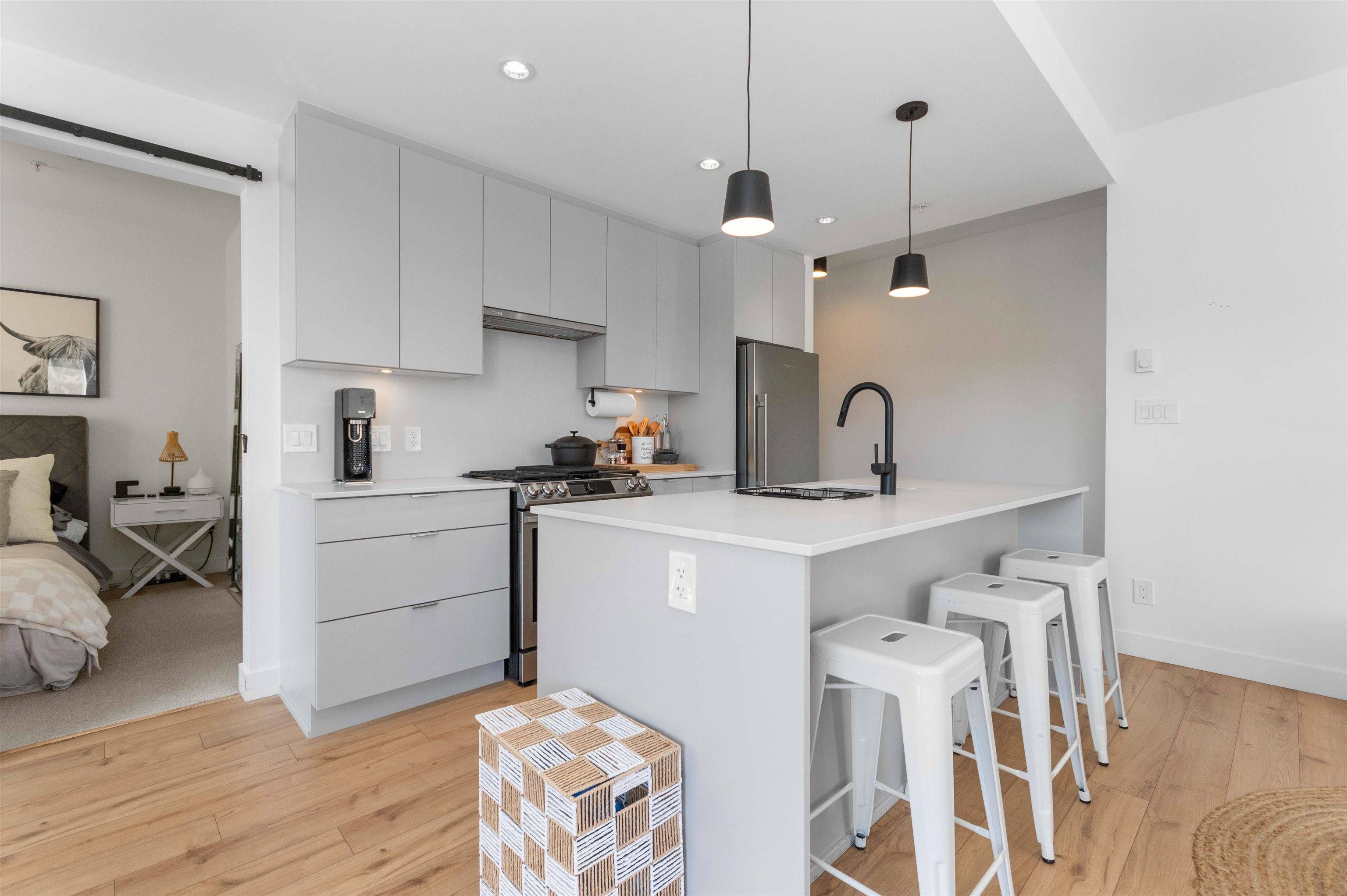 Abbotsford, BC V2S 3T2,2493 Montrose AVE #209