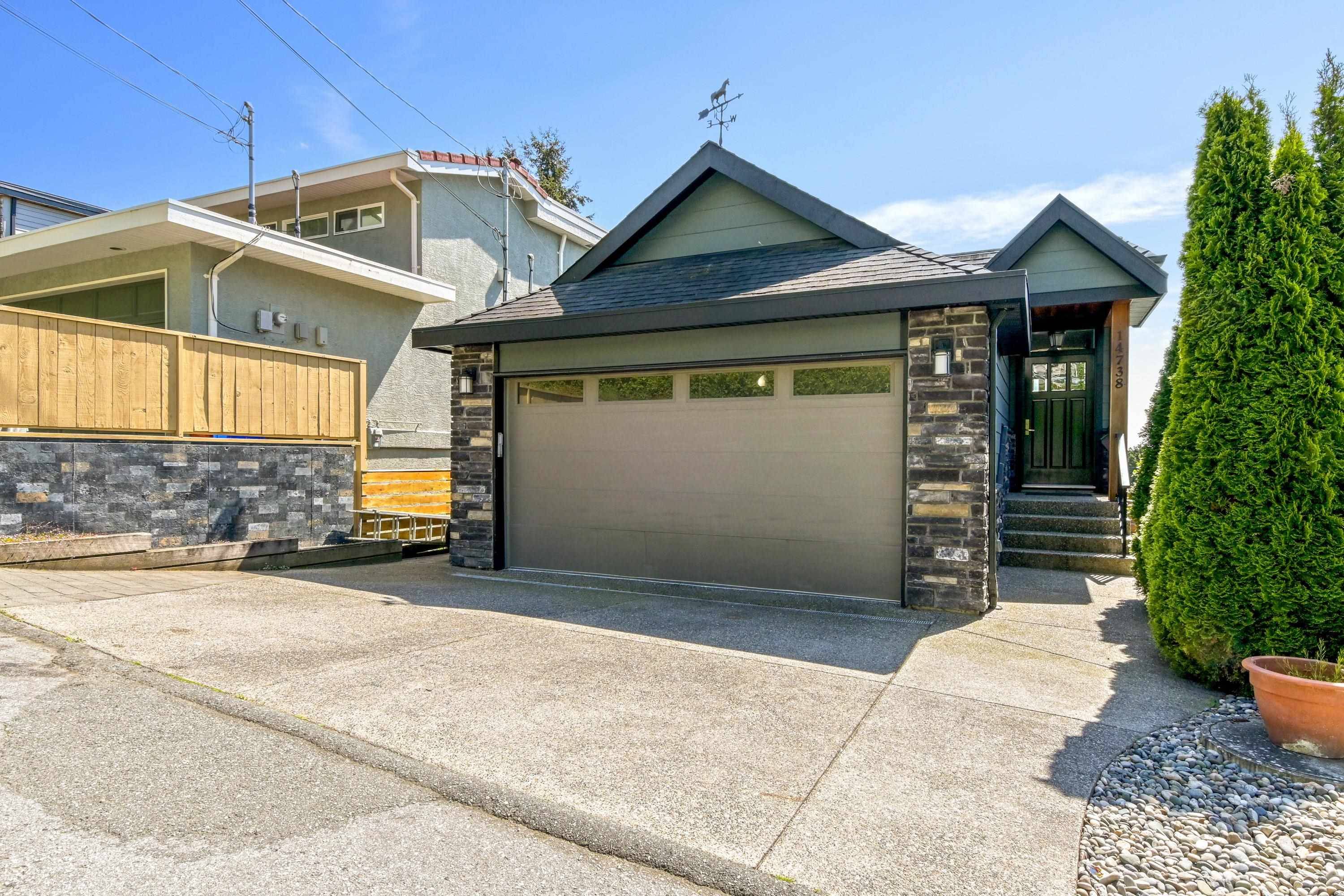 White Rock, BC V4B 2C8,14738 Mcdonald AVE