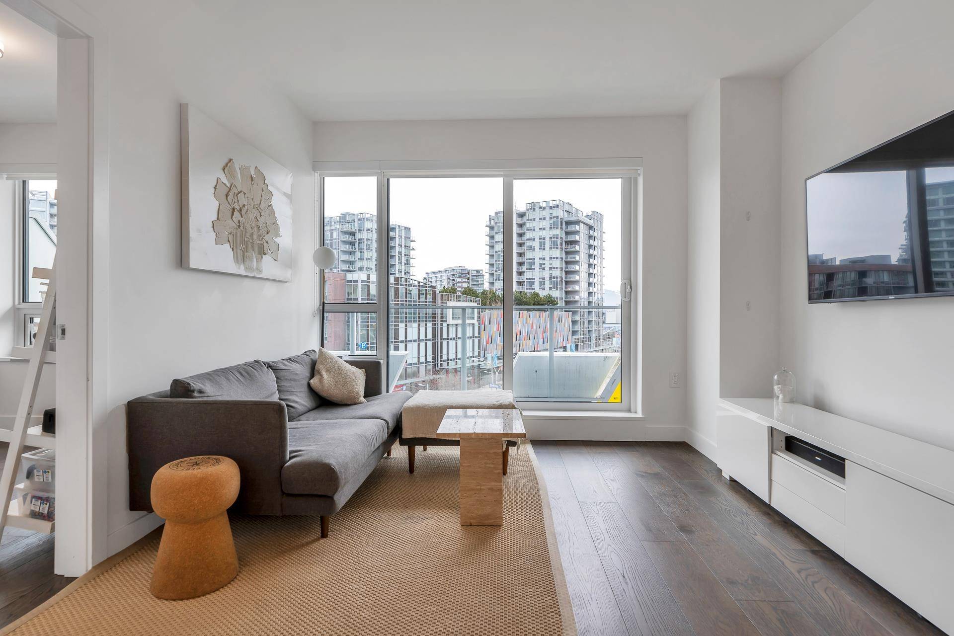 Richmond, BC V7C 0G2,5766 Gilbert RD #607