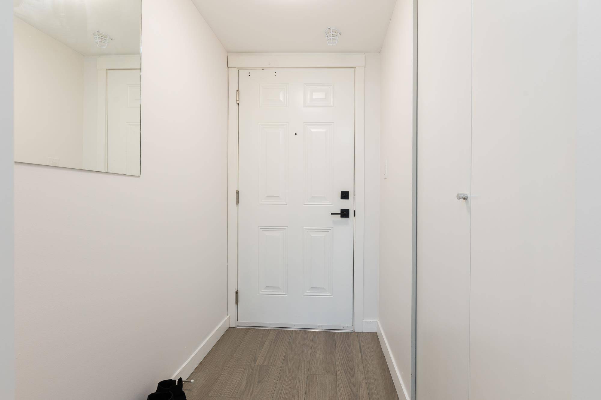 Surrey, BC V3T 4N8,10688 140 ST #408
