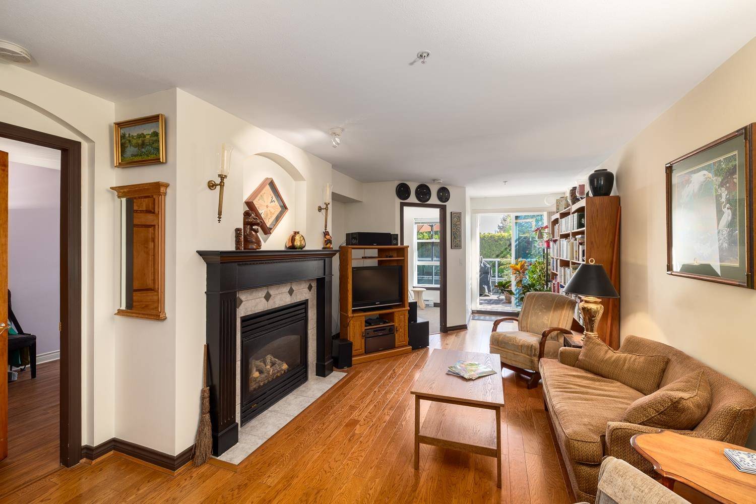 Vancouver, BC V6N 4K6,5723 Collingwood ST #206