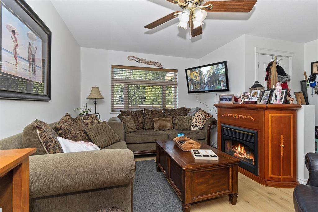 Abbotsford, BC V2T 0B1,30461 Blueridge DR #203