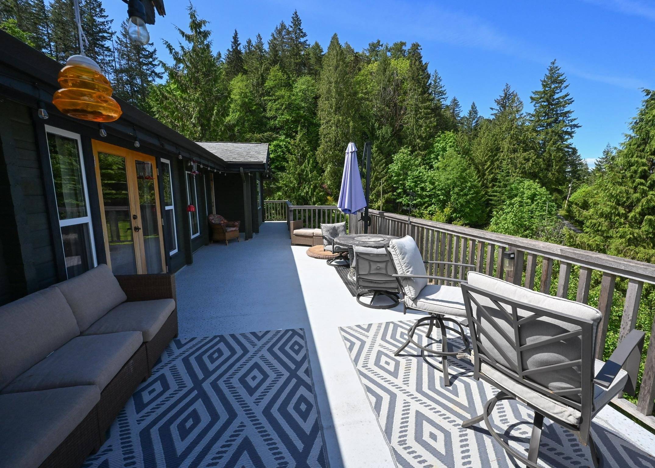 Pender Harbour, BC V0N 2H1,4184 Francis Peninsula RD