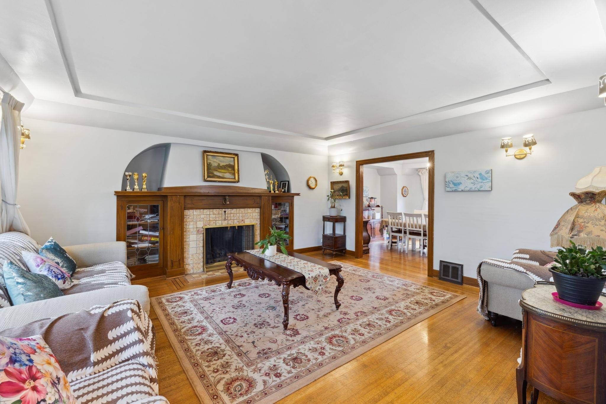 Vancouver, BC V6L 2B8,2923 W 32nd AVE