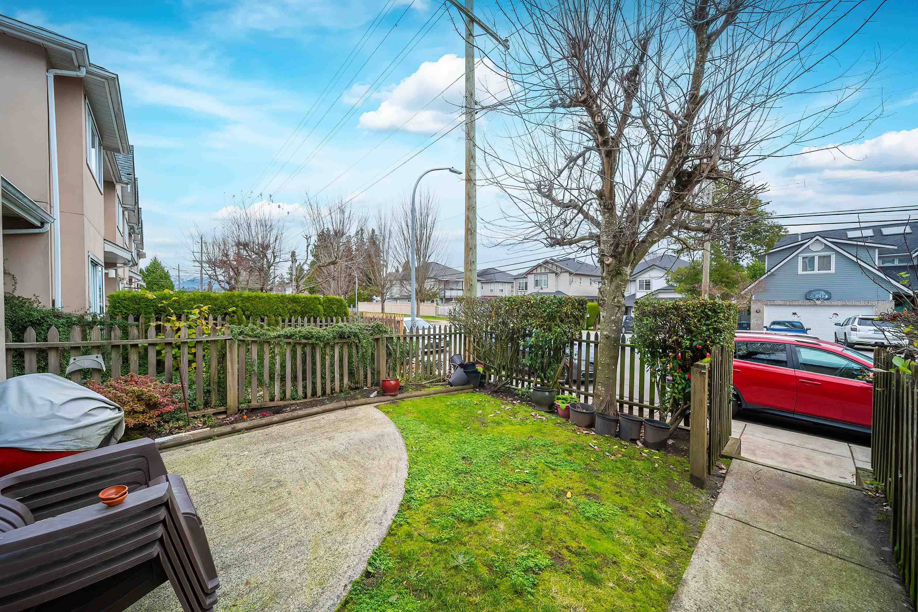 Richmond, BC V6X 3X1,2211 No. 4 RD #132