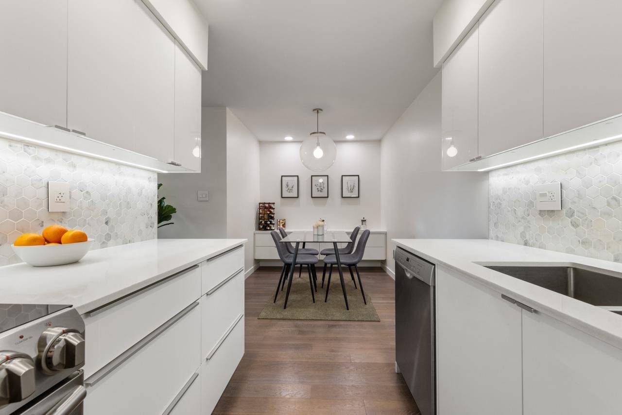 Vancouver, BC V6J 1K9,1827 W 3rd AVE #205