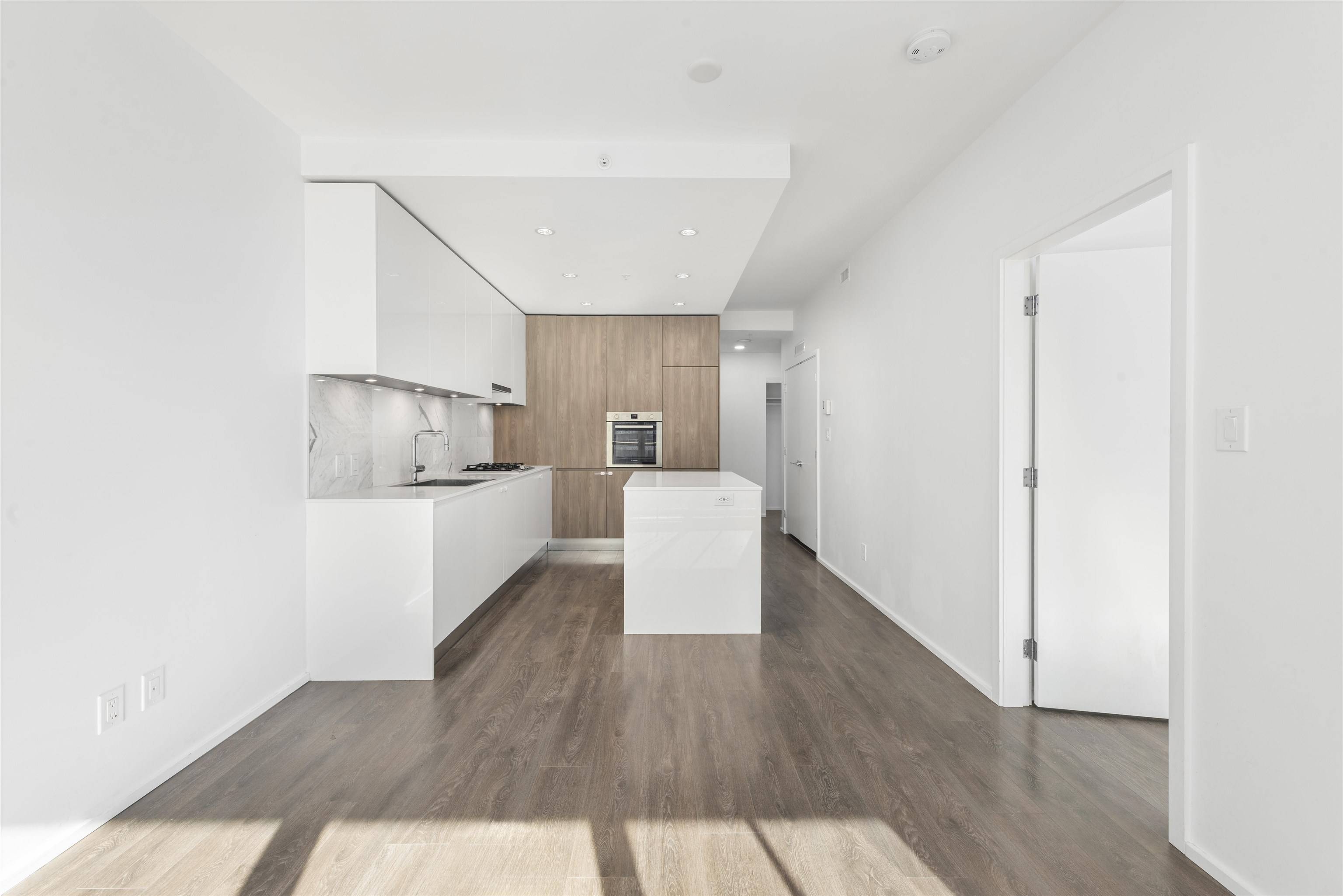 Burnaby, BC V5C 0M3,4650 Brentwood BLVD #606