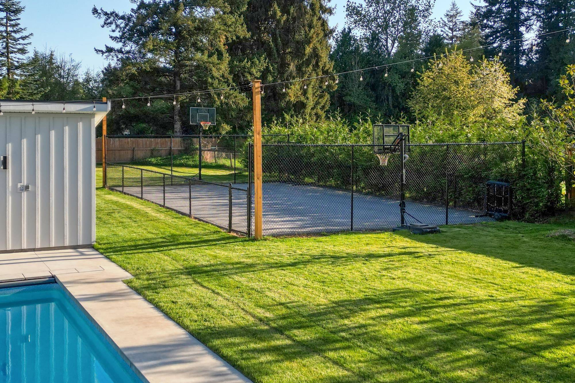 Langley, BC V2Z 2N3,24096 52 AVE