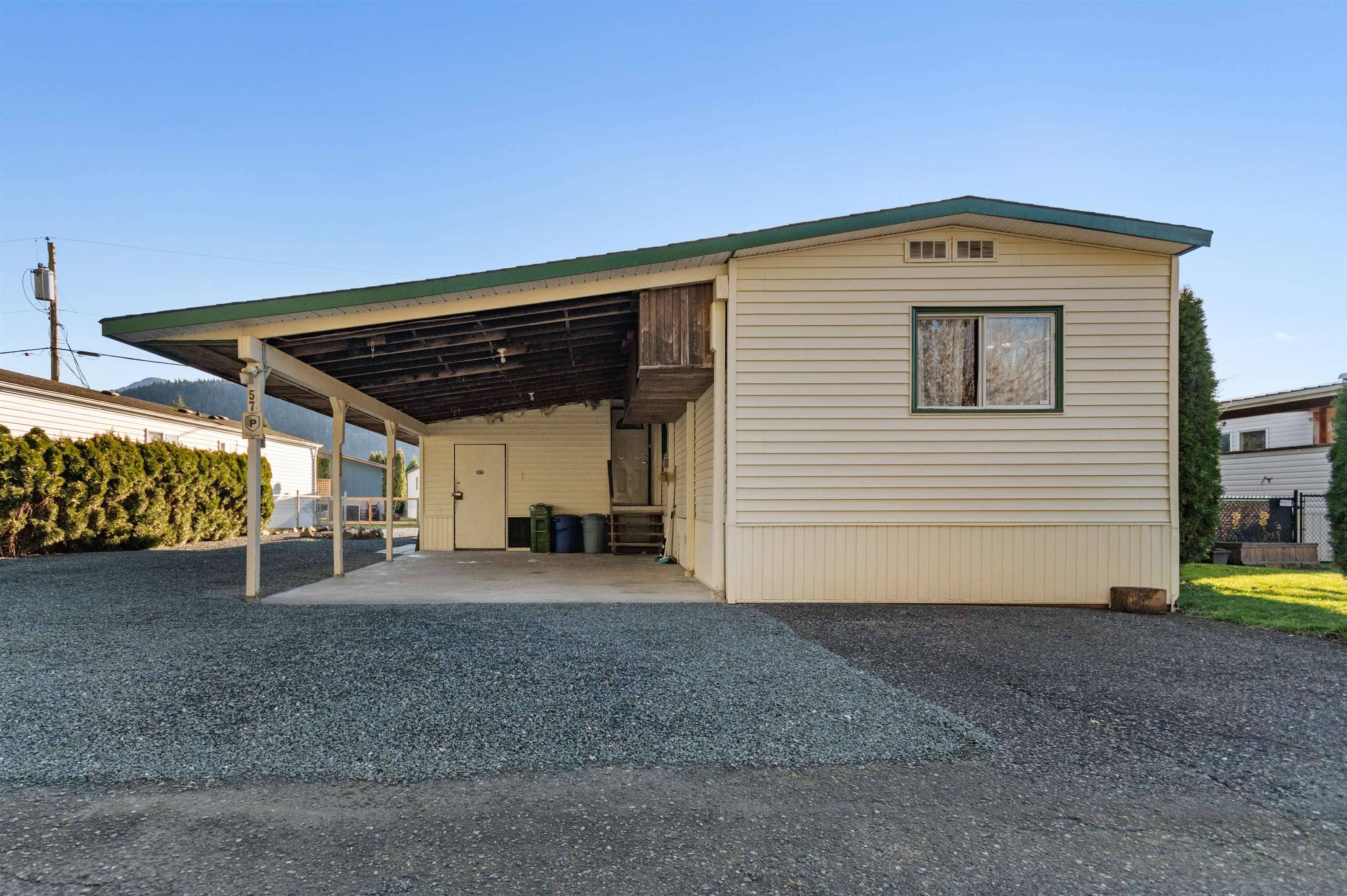 Chilliwack, BC V2R 4P5,5742 Unsworth RD #57