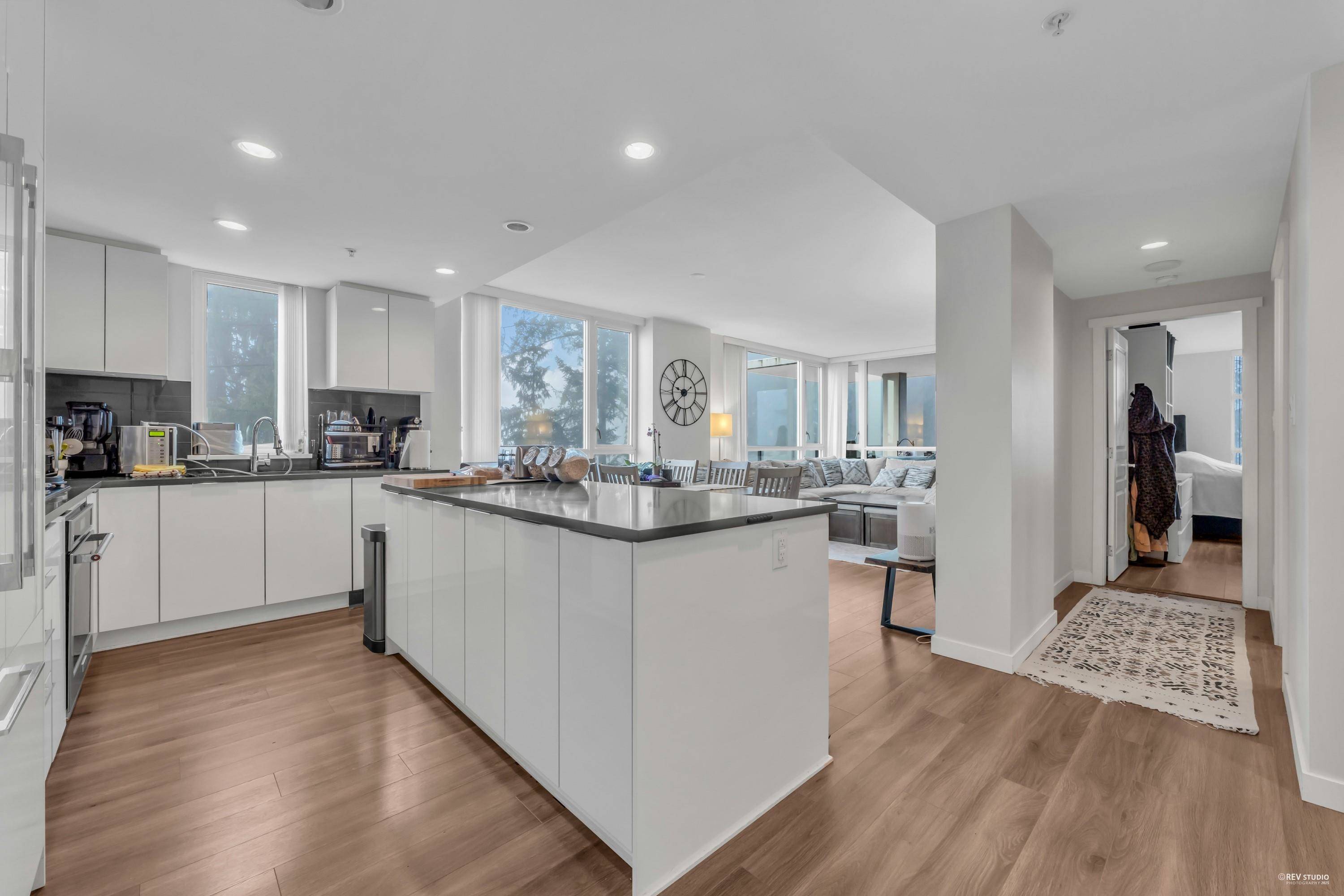 Coquitlam, BC V3B 0P4,3096 Windsor Gate #504