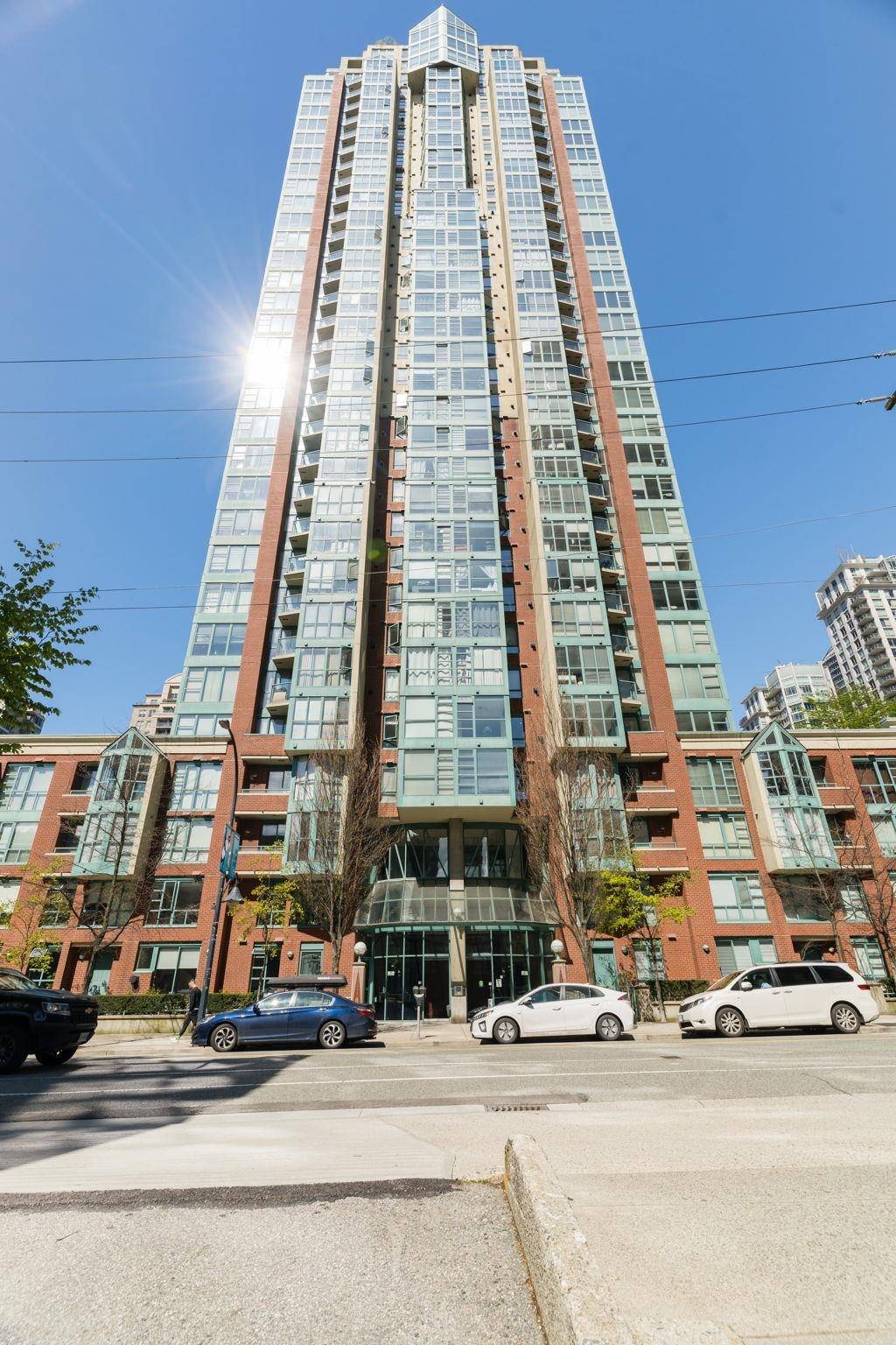 Vancouver, BC V6B 2W6,939 Homer ST #801