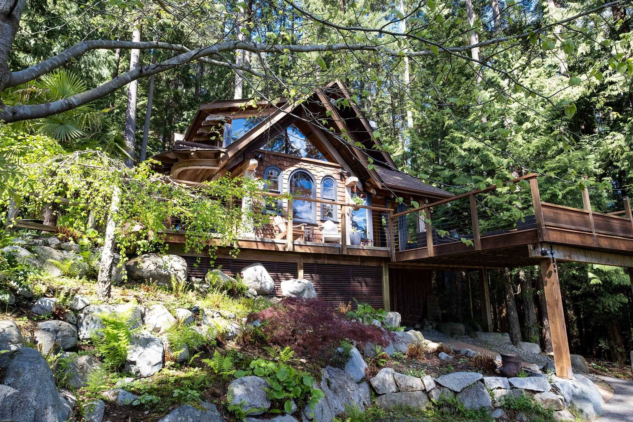 Gibsons, BC V0N 1V1,482 Reed RD