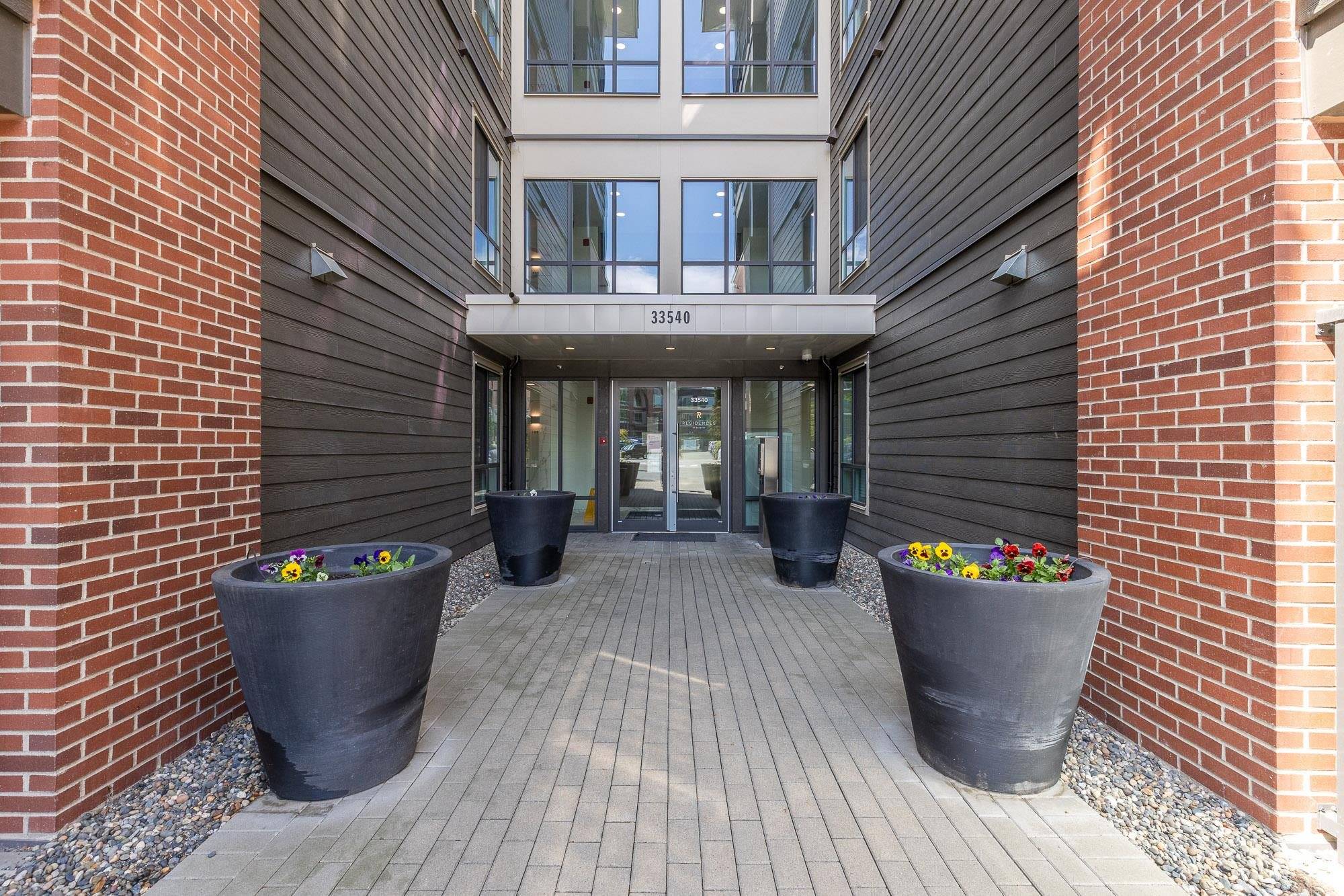 Abbotsford, BC V2S 0J3,33540 Mayfair AVE #204