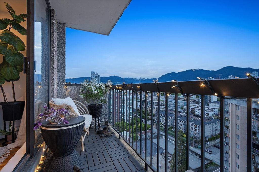 North Vancouver, BC V7L 3G8,145 St. Georges AVE #1904