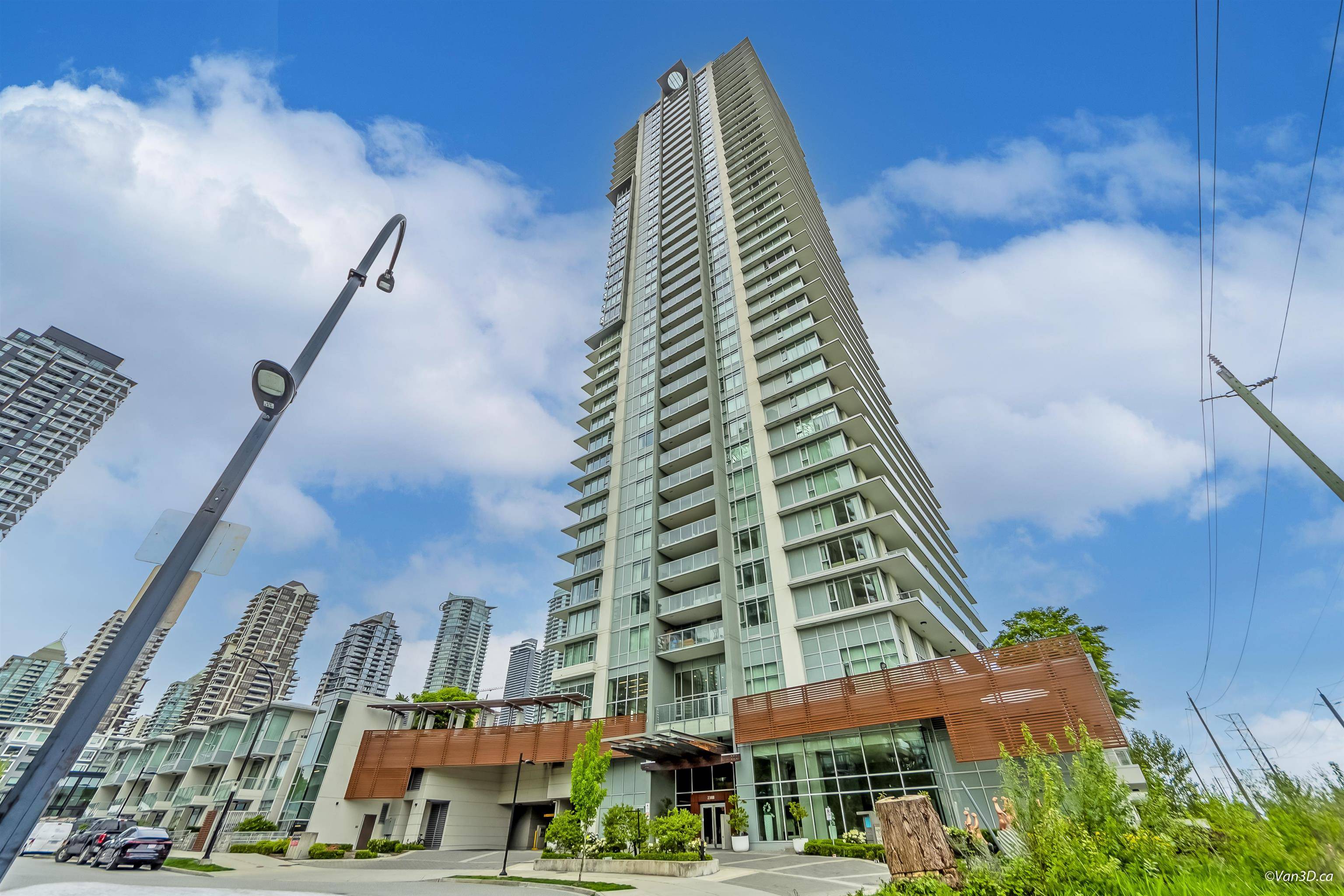 Burnaby, BC V5C 0K8,2388 Madison AVE #1002