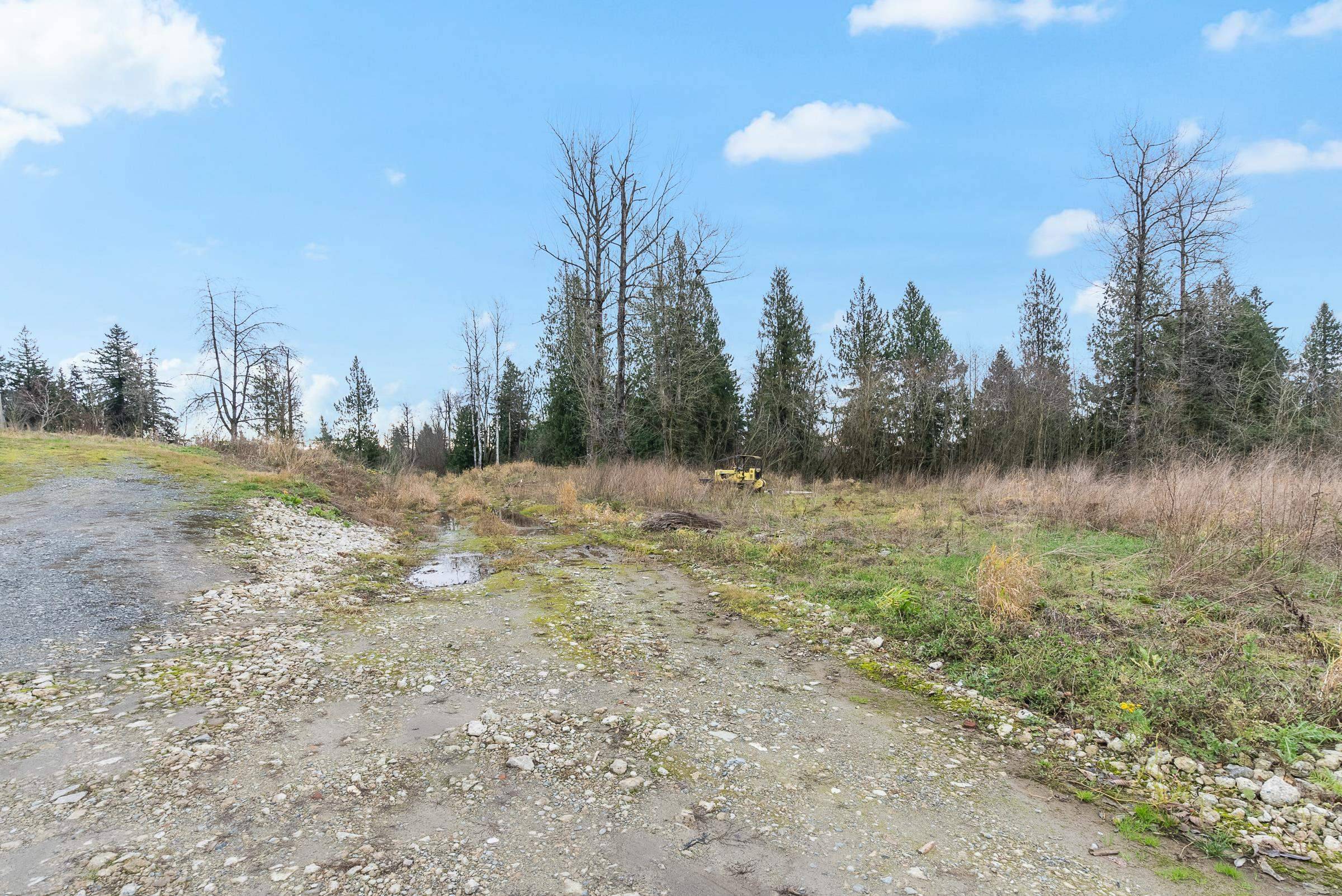 Abbotsford, BC V4X 1H5,2790 Lefeuvre RD