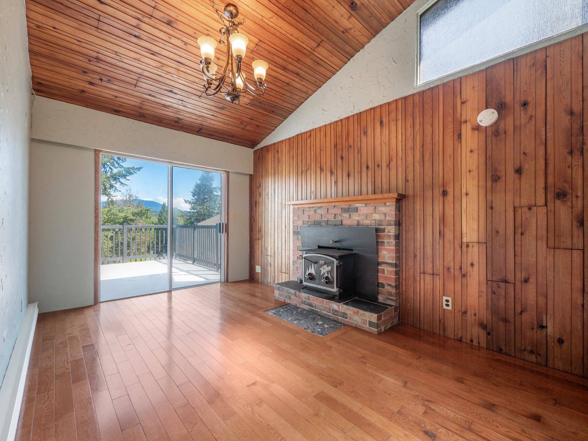 Gibsons, BC V0N 1V8,642 Gower Point RD