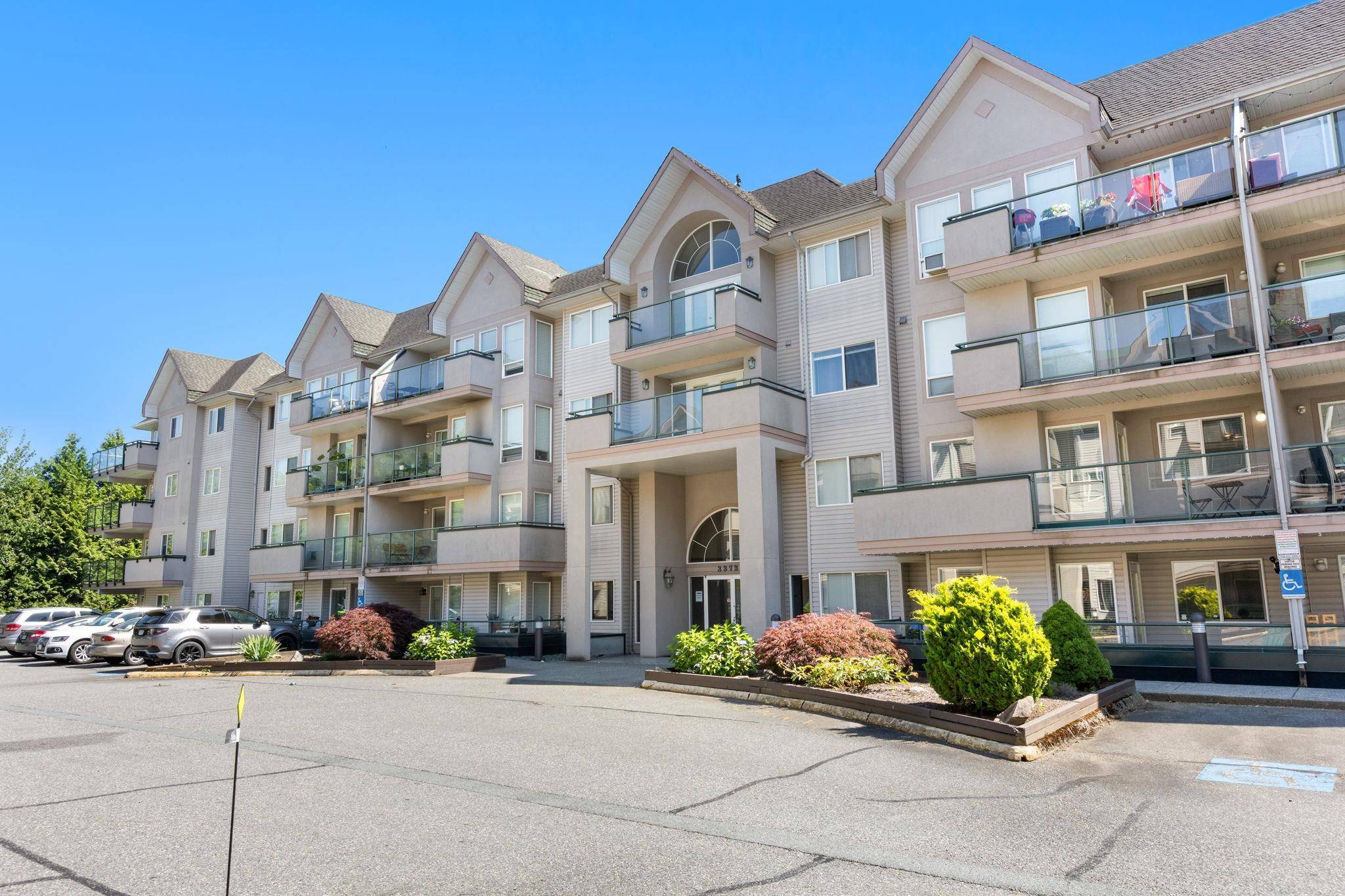Abbotsford, BC V2S 8J4,33728 King RD #213