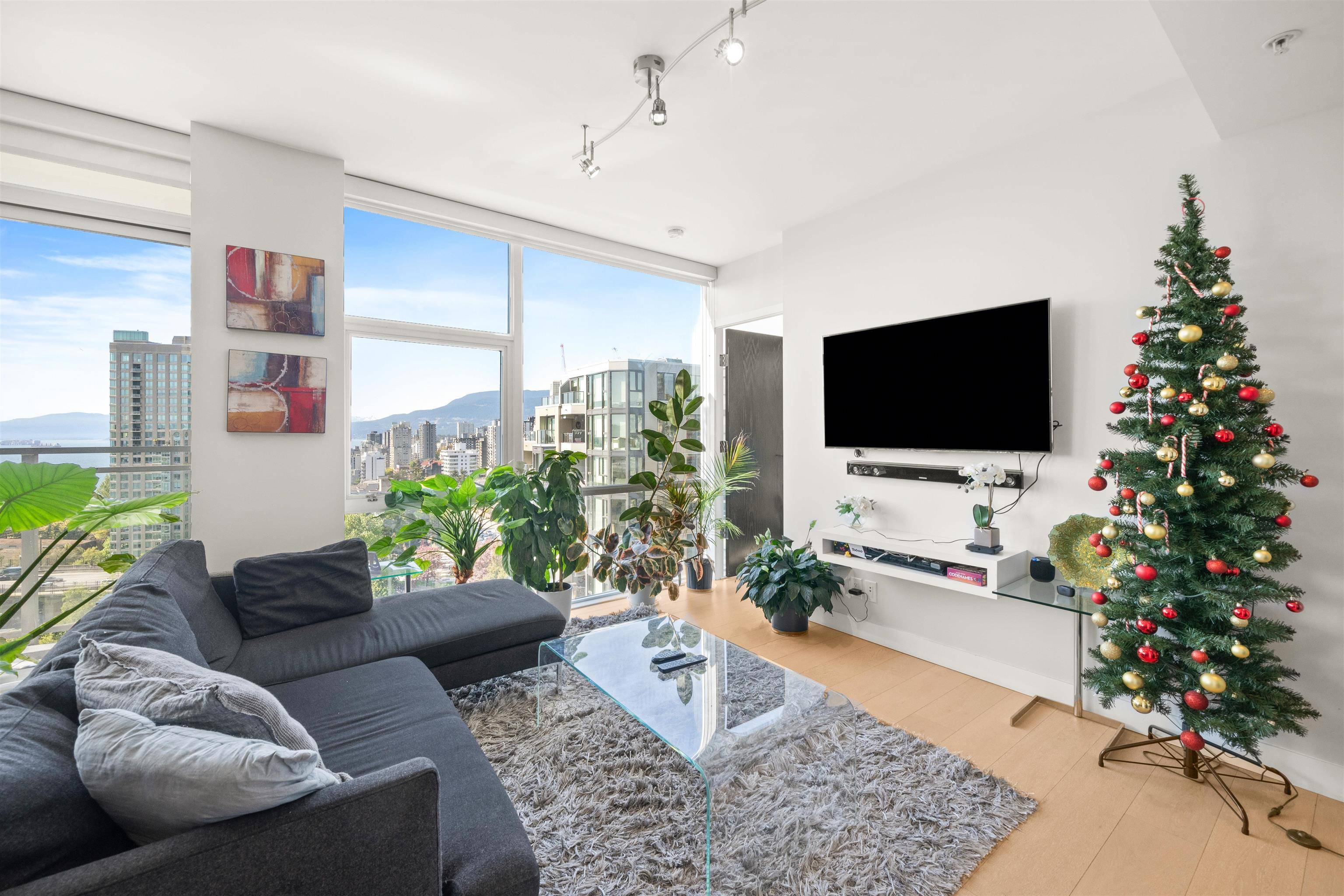 Vancouver, BC V6Z 1C2,1455 Howe ST #1701