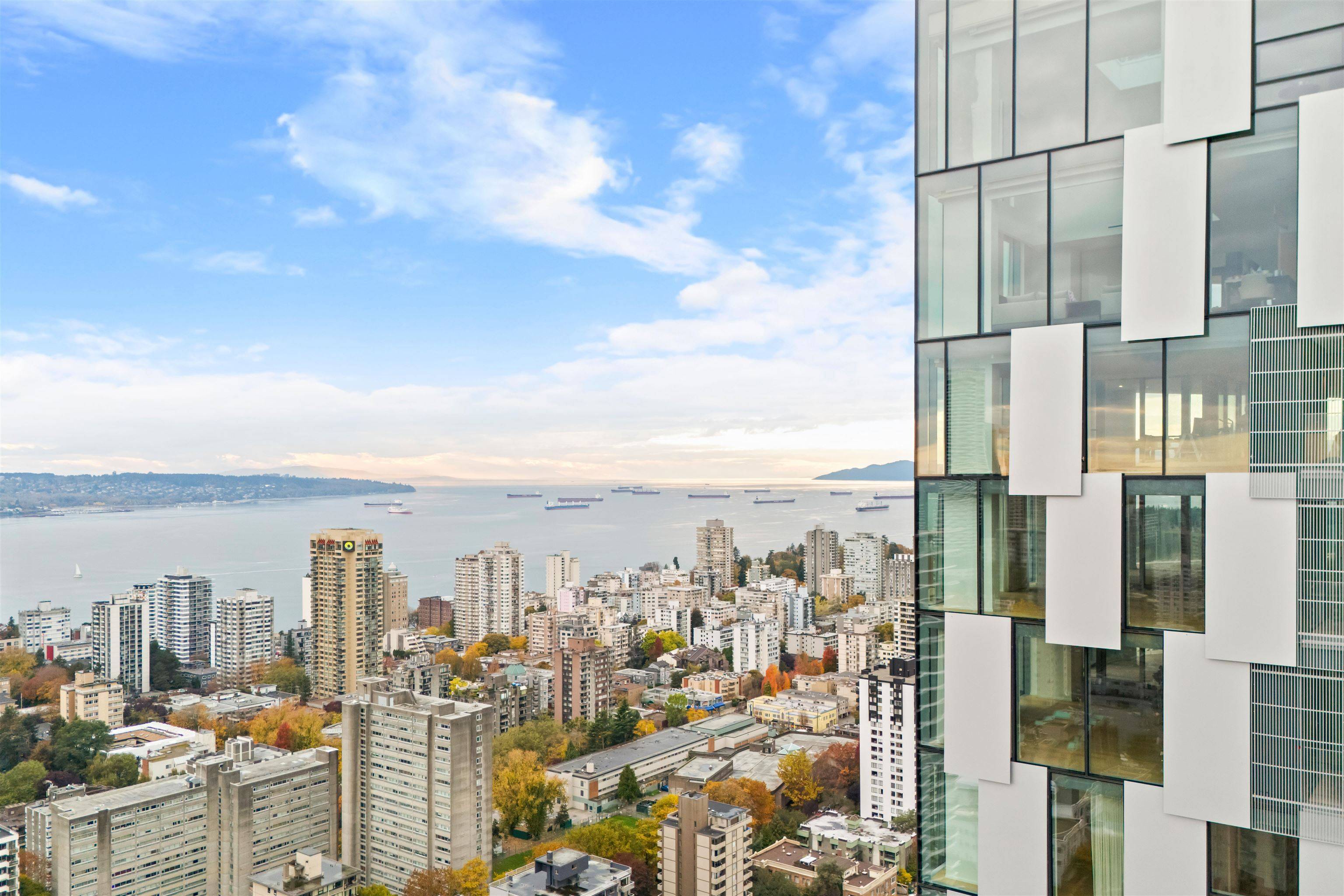 Vancouver, BC V6G 0E3,1568 Alberni ST #1204