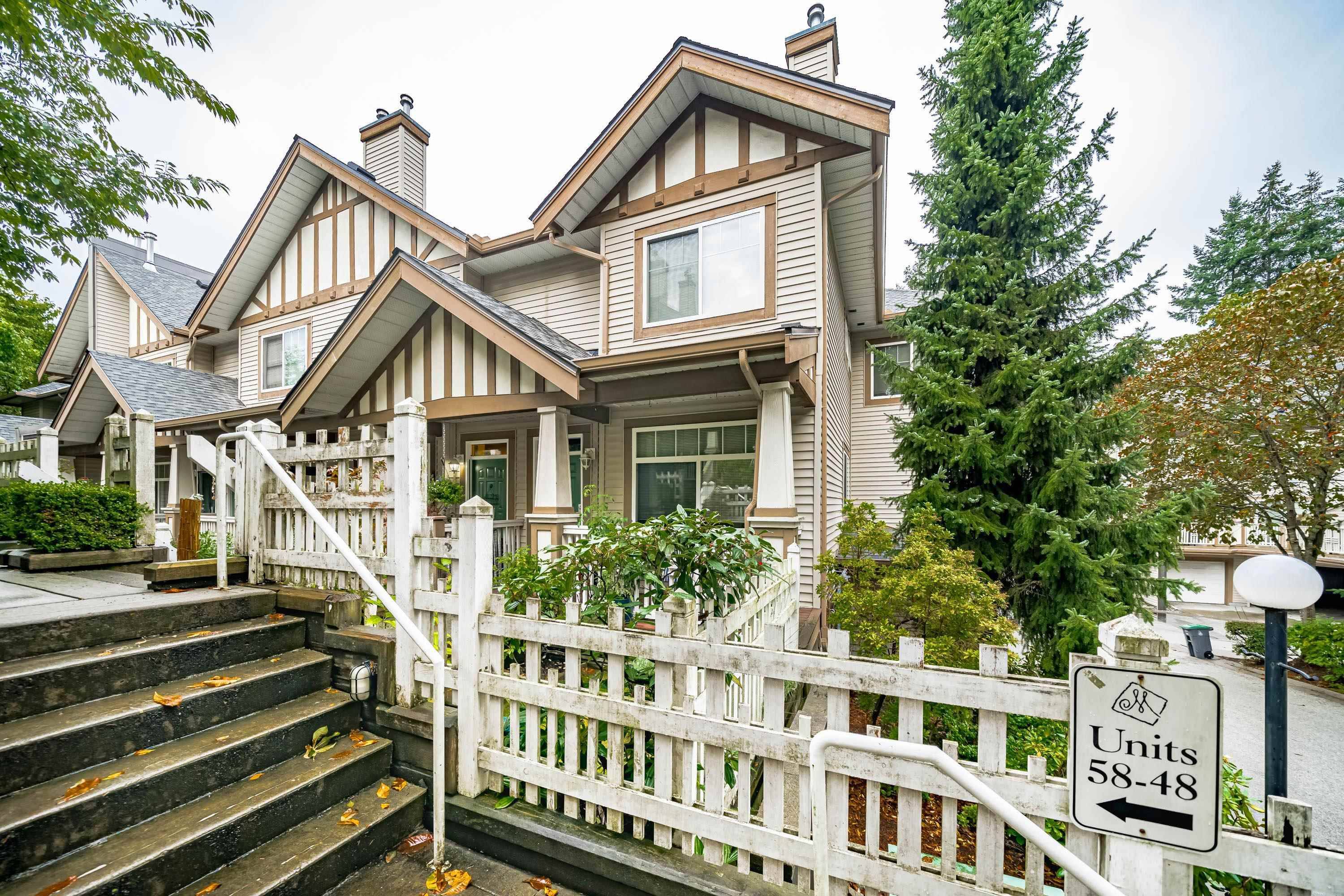 Surrey, BC V4P 1H6,2678 King George BLVD #57