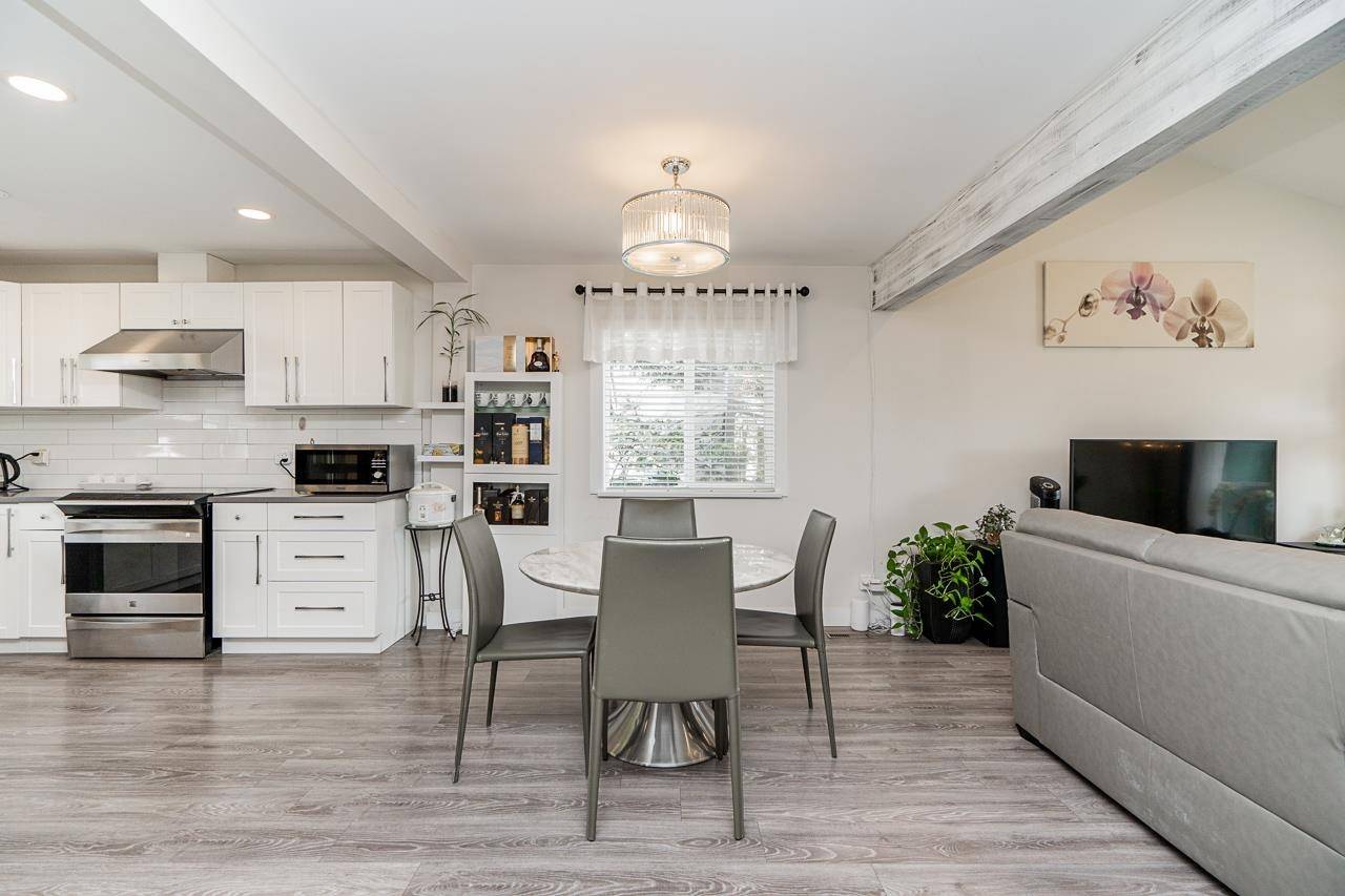 Coquitlam, BC V3E 1K6,1334 Lansdowne DR