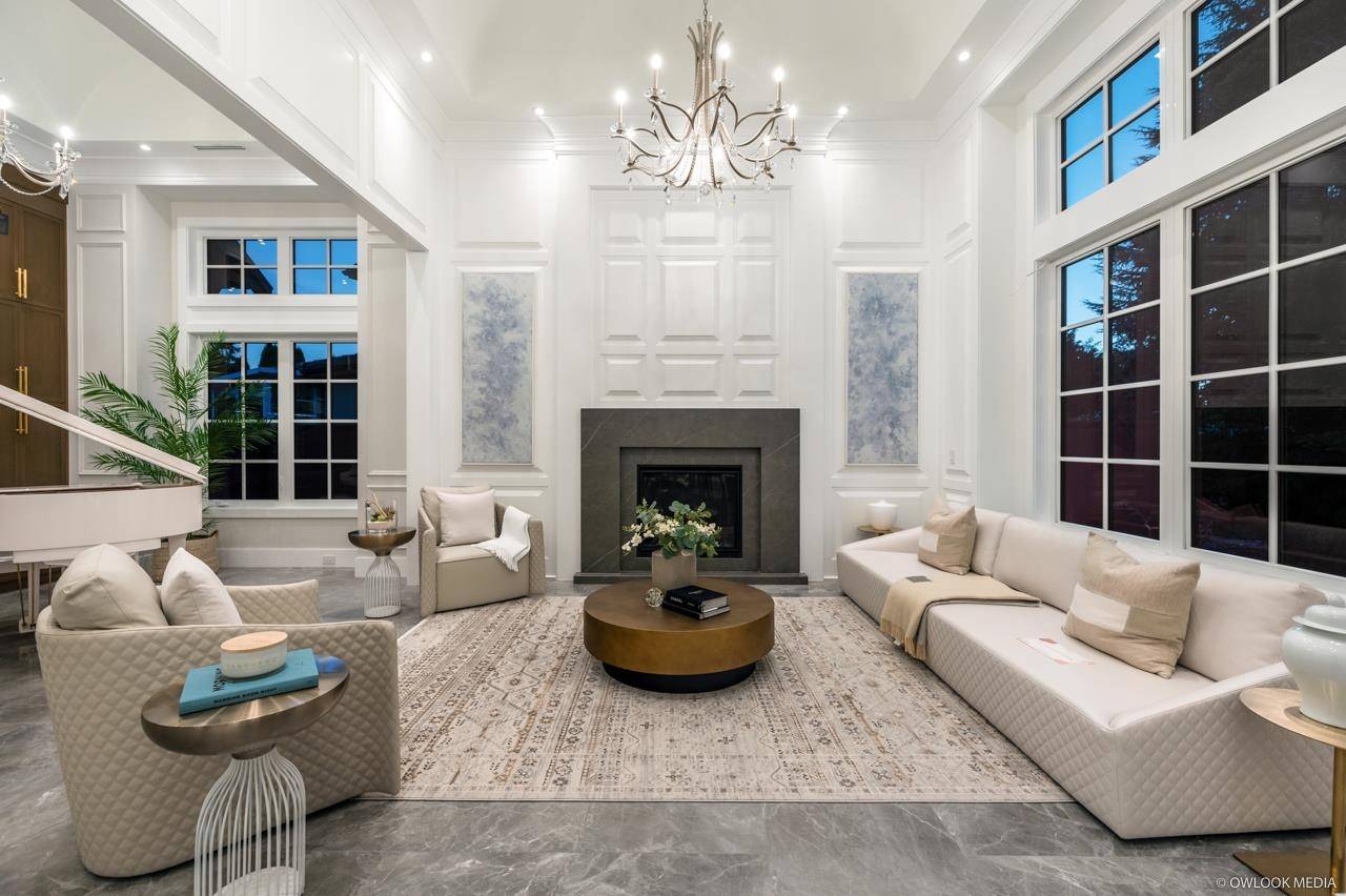 Richmond, BC V7A 1L5,7680 Glacier CRES