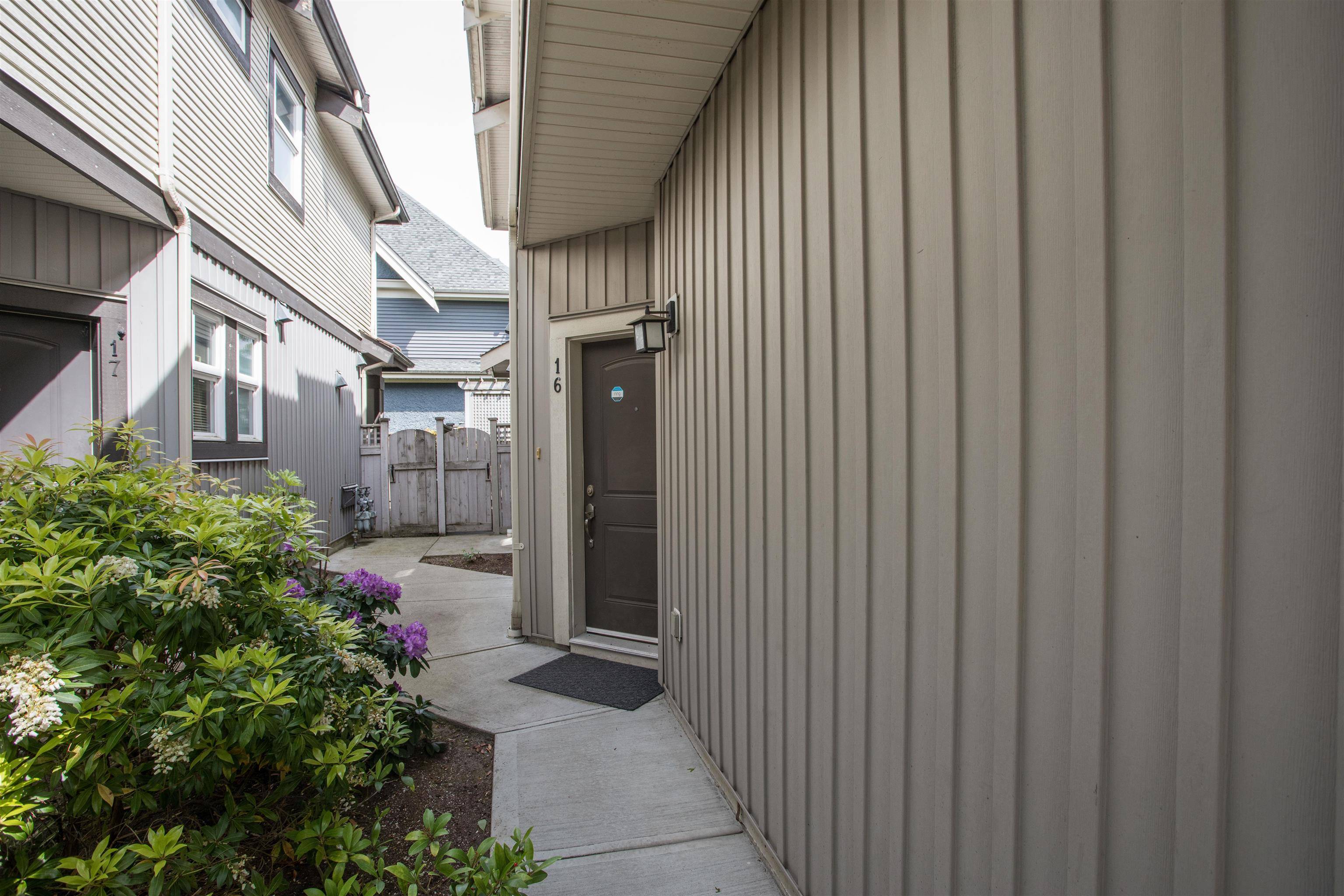 Richmond, BC V6Y 2E8,8600 No. 3 RD #16
