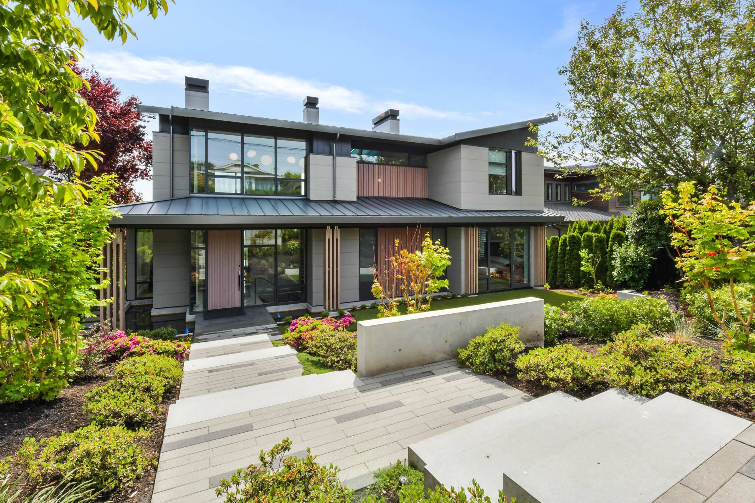 Surrey, BC V4A 1G2,13386 Marine DR